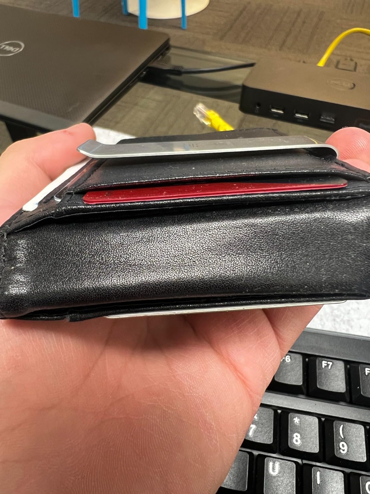TRAVANDO Money Clip Wallet with AirTag Pocket - RFID Protected Wallet for Men for 11 Cards - including Gift Box customer photo 1