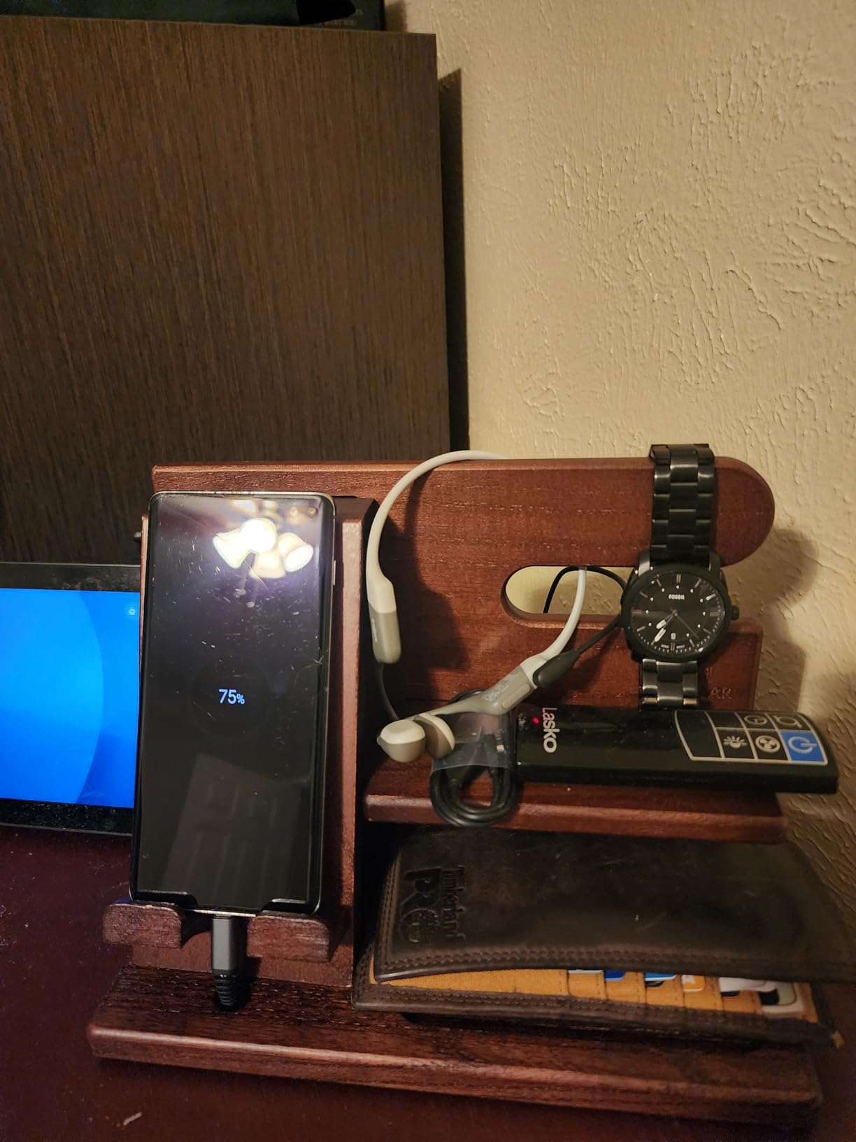 TESLYAR Wood Phone Docking Station for Men - Desktop or Nightstand Organizer - Birthday Gifts for Men, Dad - Anniversary Idea from Wife - Key Holder, Stand Wallet, Watch & Essentials (Bourbon Brown) customer photo 1