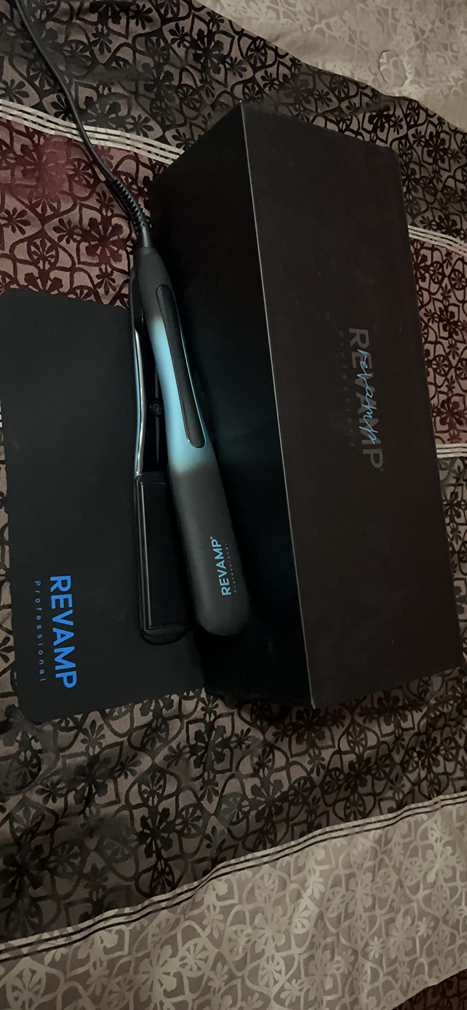 Revamp Progloss MoistureCare 1-Inch Flat Iron Hair Straightener – Steam Hair Straightener with Keratin, Argan & Coconut Oil Infused Ceramic & Ionic Floating Plates, Easy to Use with Auto-Off customer photo 1
