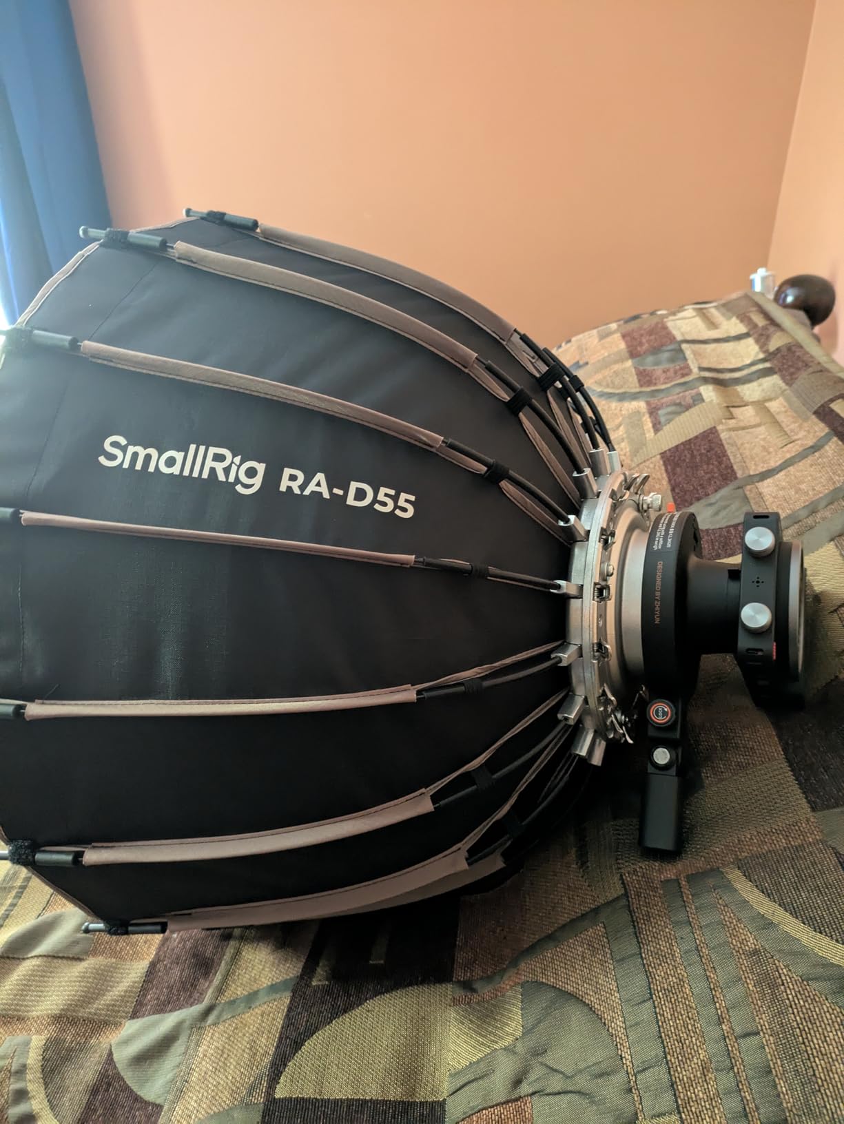 SmallRig 21.6in Quick Release Parabolic Softbox Photography Lighting Kit customer photo 2