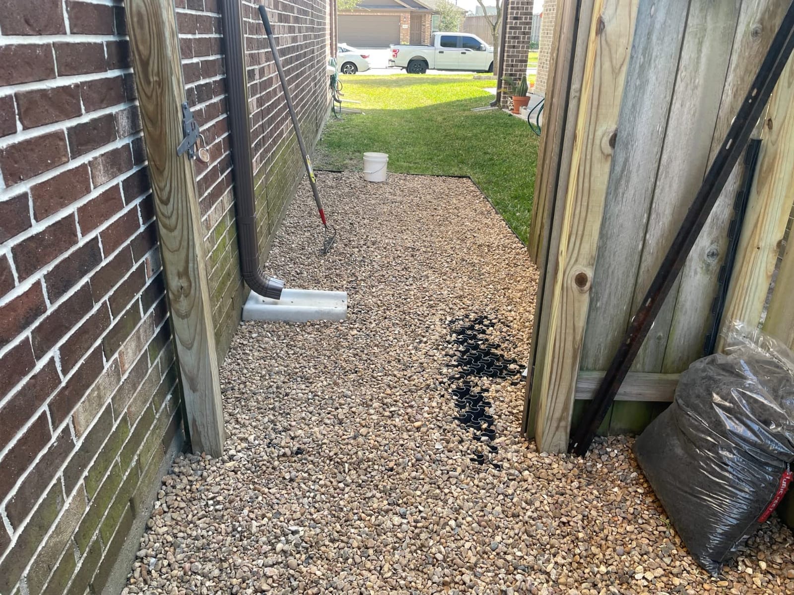Standartpark Vodaland Permeable Pavers - EasyPave Grass & Gravel Driveway Grid - Load Class A-D, 100% Recycled Plastic Pavers, 2