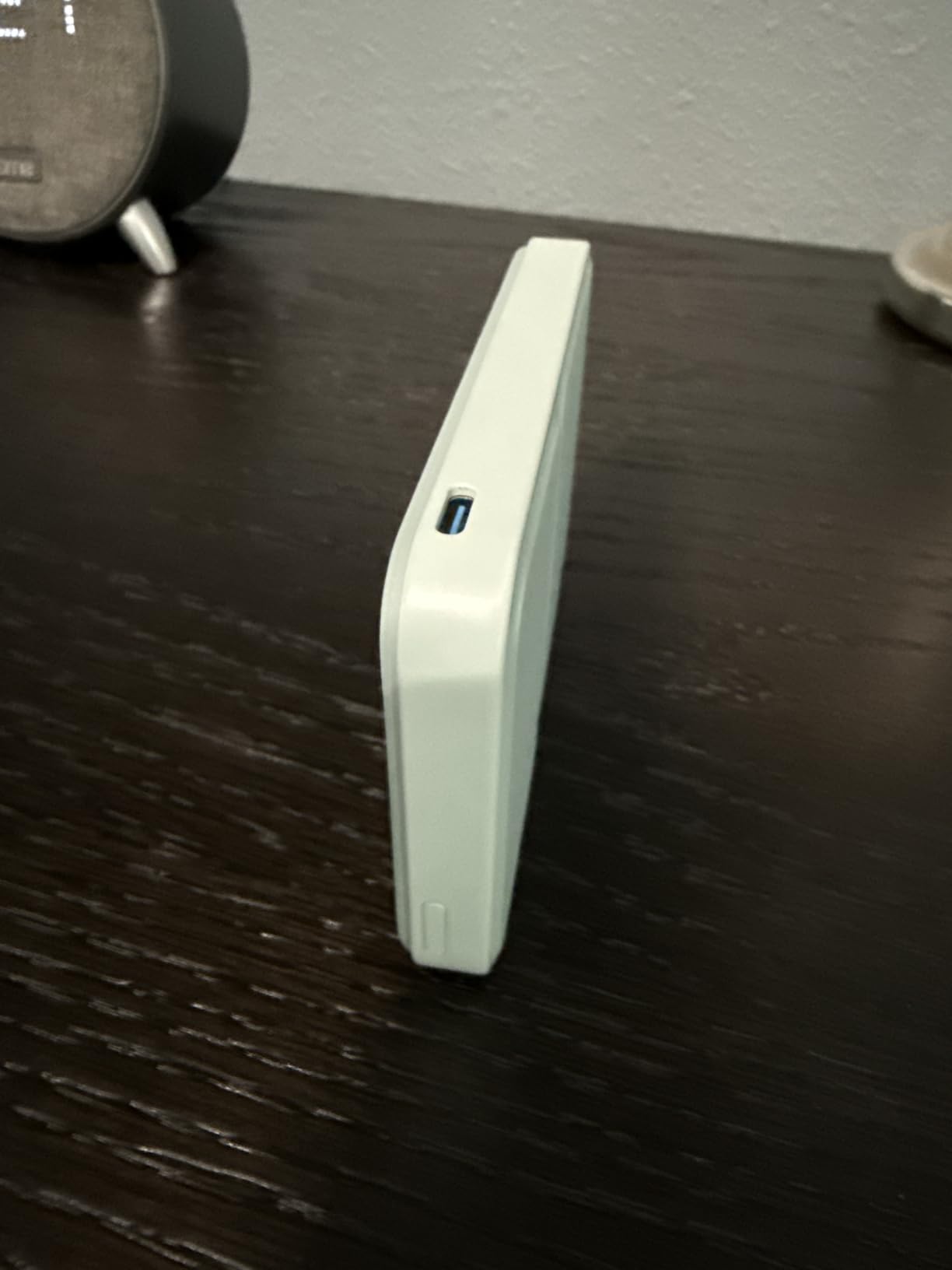 Anker 622 Magnetic Power Bank, 5,000mAh Foldable Wireless Portable Charger customer photo 1