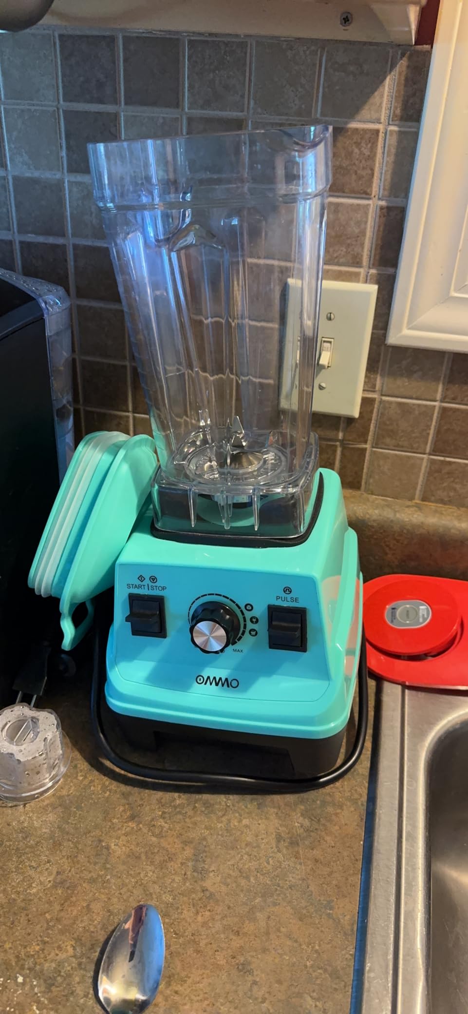 OMMO Blender 1800W, High Speed Countertop Blender with 60oz BPA-Free Jar customer photo 1