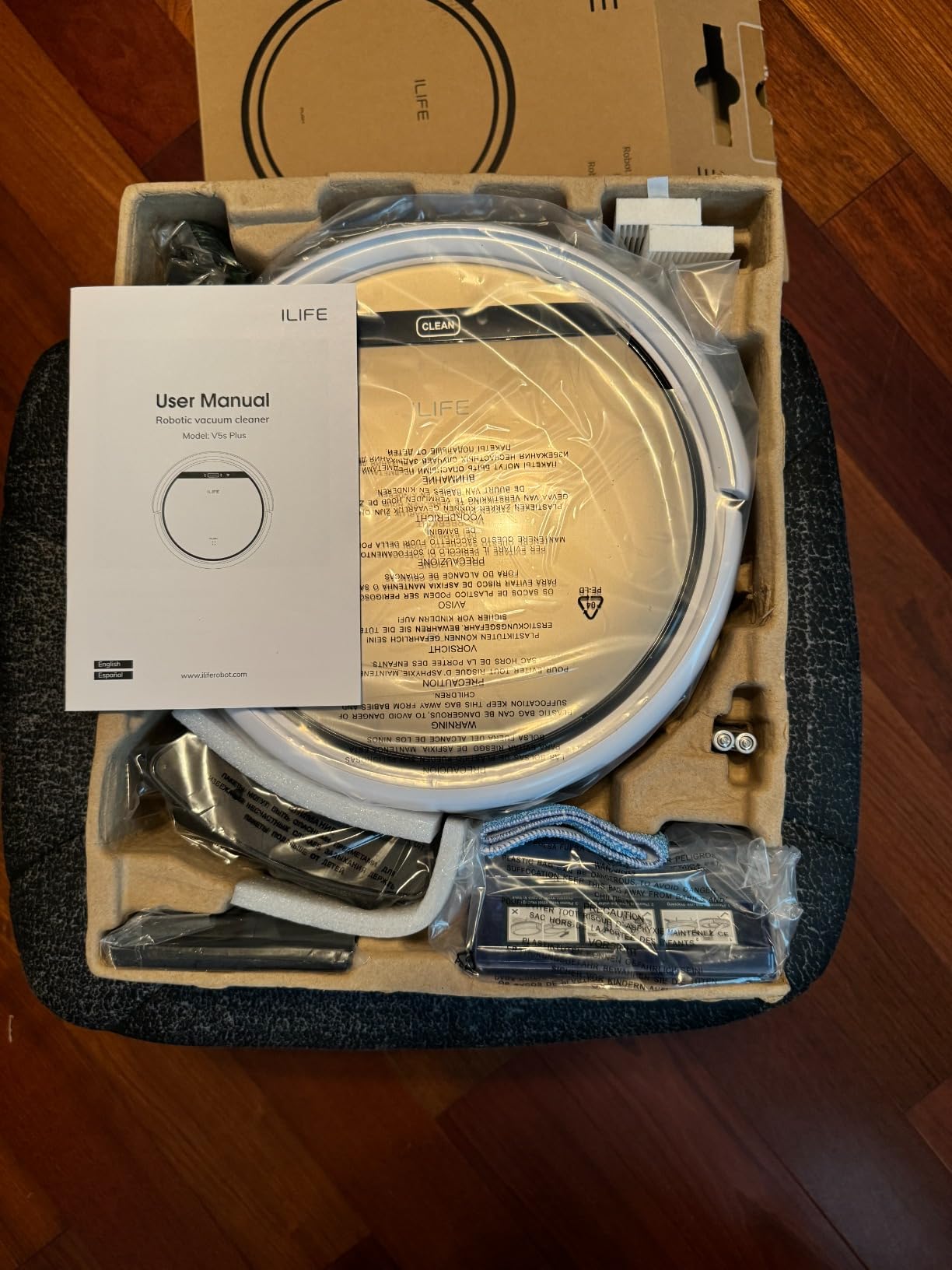 ILIFE V5s Plus Robot Vacuum and Mop Combo customer photo 1