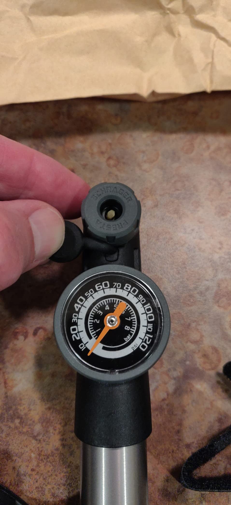GIYO Mini Bike Pump with Gauge 2 Stage HP/HV 120 PSI customer photo 2