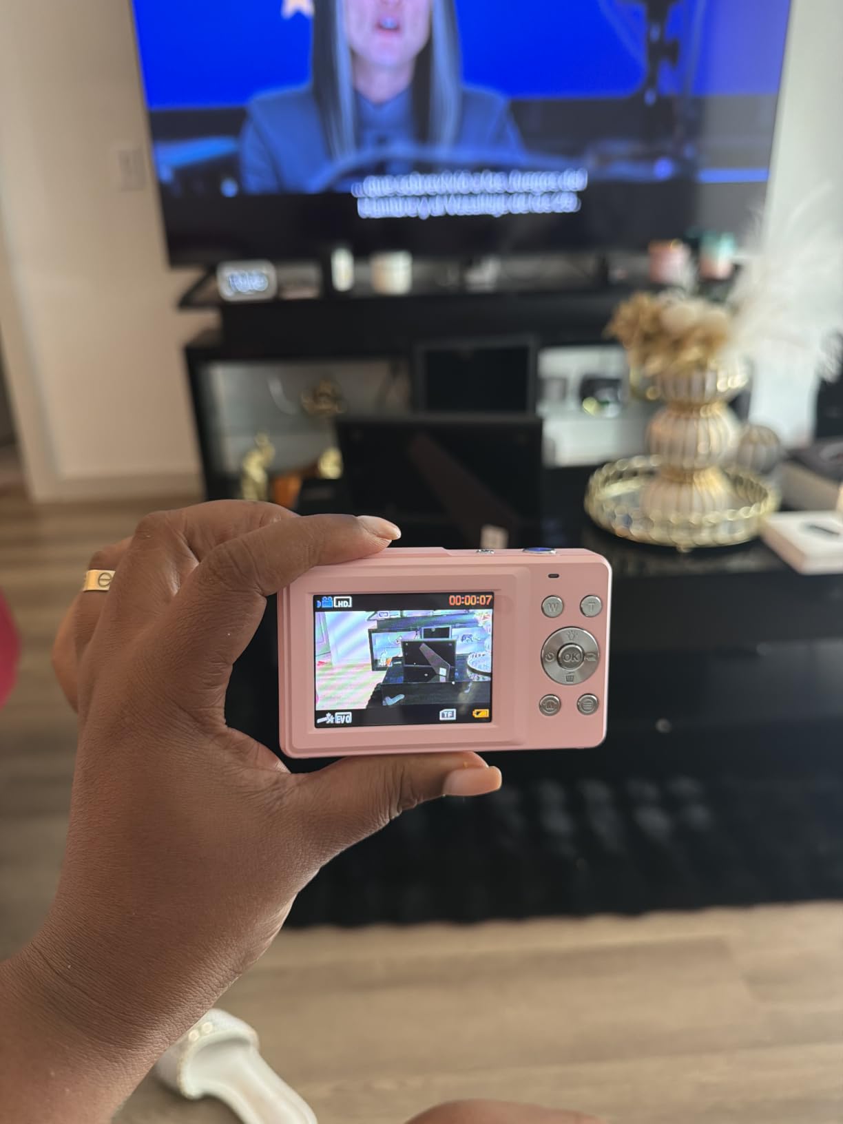 Lecran Digital Camera, FHD 1080P Point and Shoot Camera for Kids Teens Pink customer photo 1