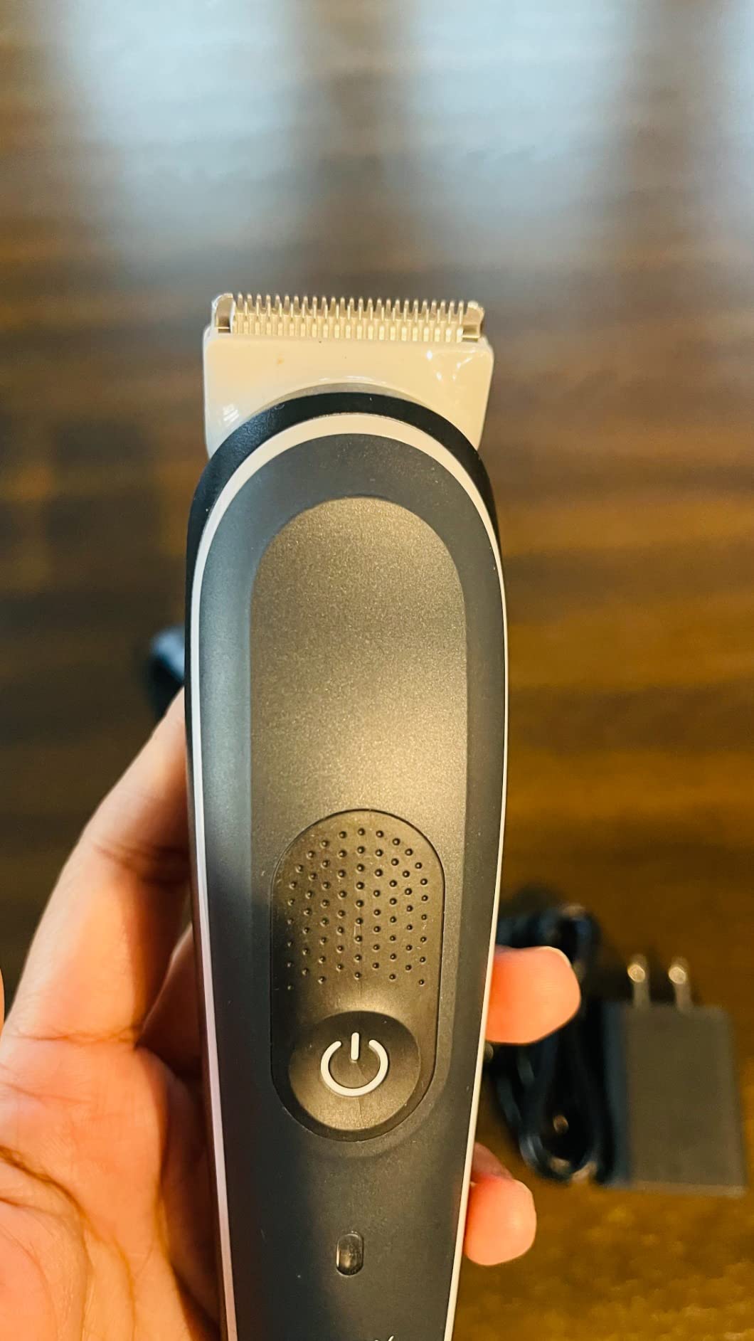 Braun Body Groomer Series 5 5360, Body Groomer for Men, for Chest, Armpits, Groin, SkinSecure Technology for Gentle Use and Clean Shave Attachment, Waterproof, Cordless with 100-min Run Time customer photo 1
