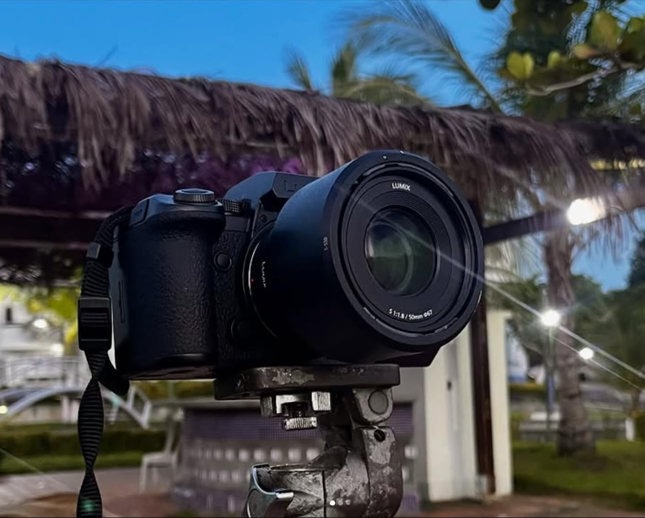 Panasonic LUMIX S5IIX Mirrorless Camera, 24.2MP Full Frame with Phase Hybrid AF, New Active I.S. Technology, 5.8K Pro-Res, RAW Over HDMI, IP Streaming - DC-S5M2XBODY Black customer photo 2
