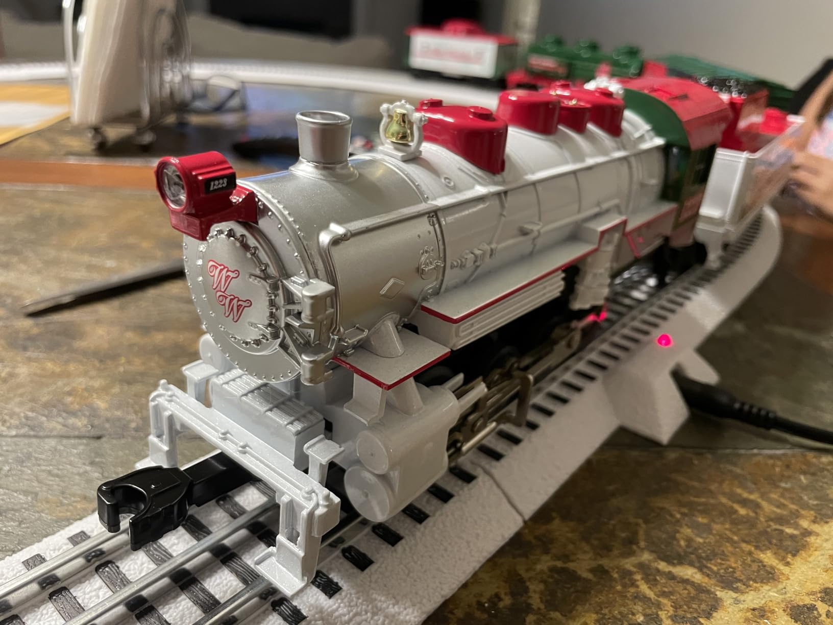 Lionel Winter Wonderland LionChief 5.0 Electric O Gauge Train Set with Bluetooth & Remote One Color | Bluetooth, Remote, Voice Control, Sounds, Lights, 1:87 Scale, Age 14+ customer photo 2