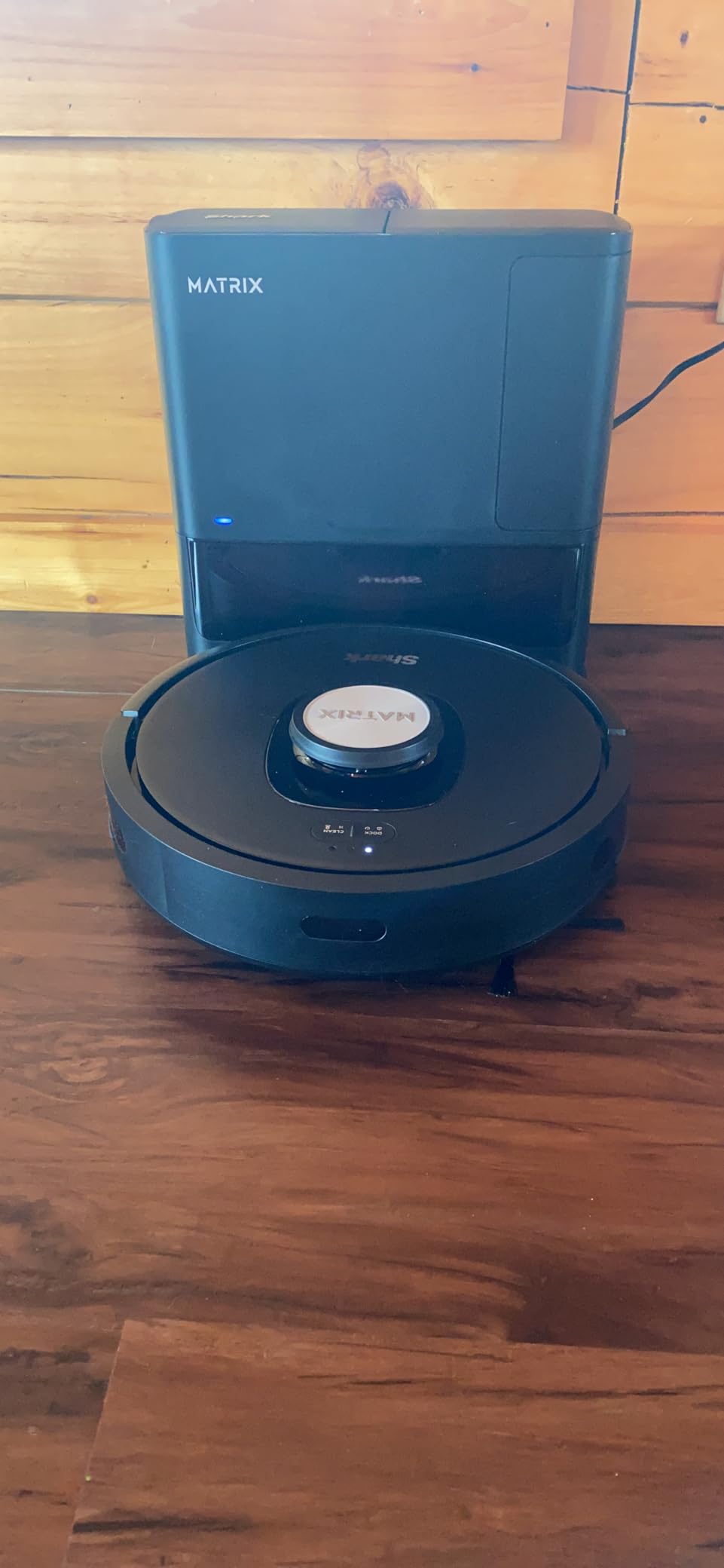 Shark Matrix Self-Emptying Robot Vacuum, Black, RV2310AE customer photo 1