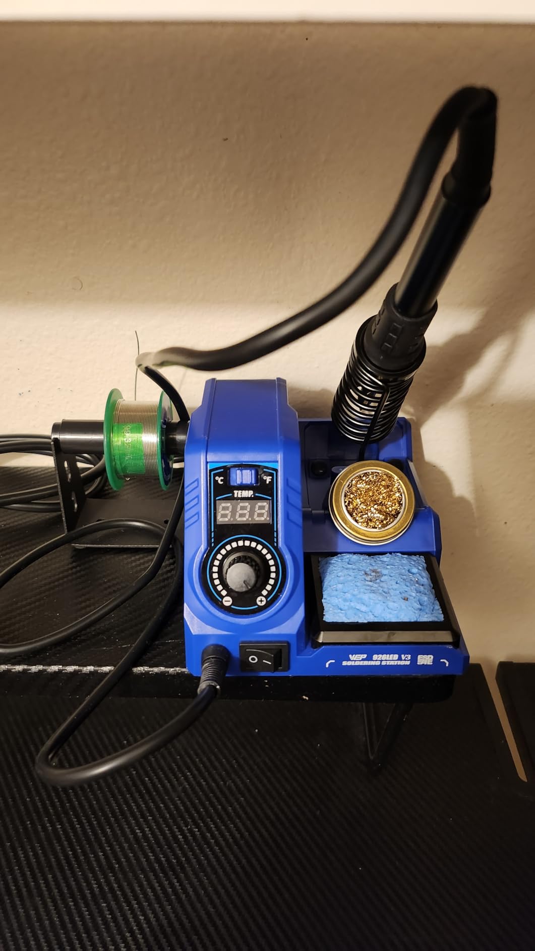 WEP 926LED V3 Soldering Station 130W MAX Soldering Iron Kit with Solder Wire, 5 Soldering Tips, Tweezers, Solder Sucker, Tip Cleaner, Temperature Control, Sleep Mode, C-F Conversion customer photo 2
