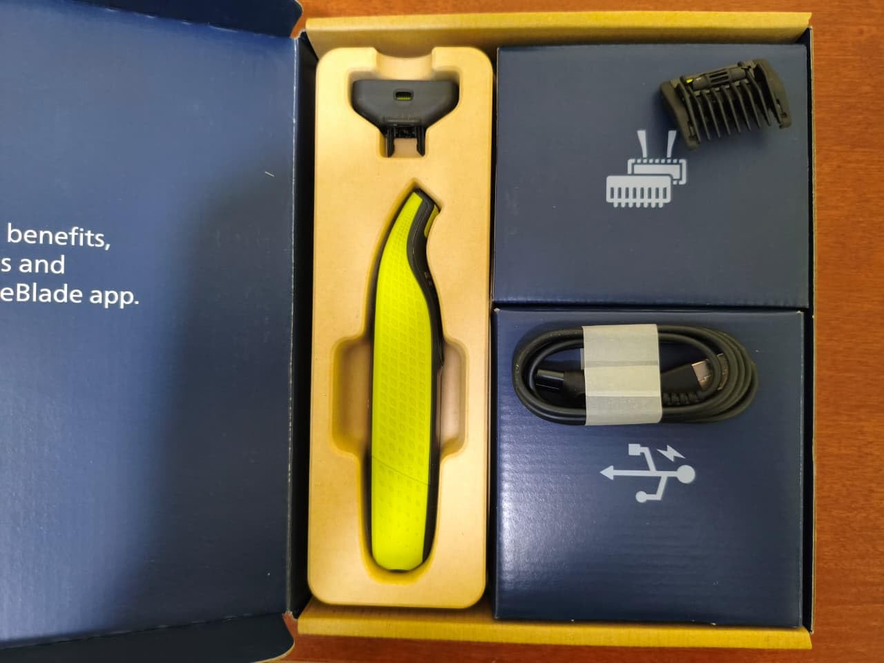 Philips Norelco OneBlade 360 Hybrid Face Trimmer and Shaver, 5 Length Comb customer photo 2