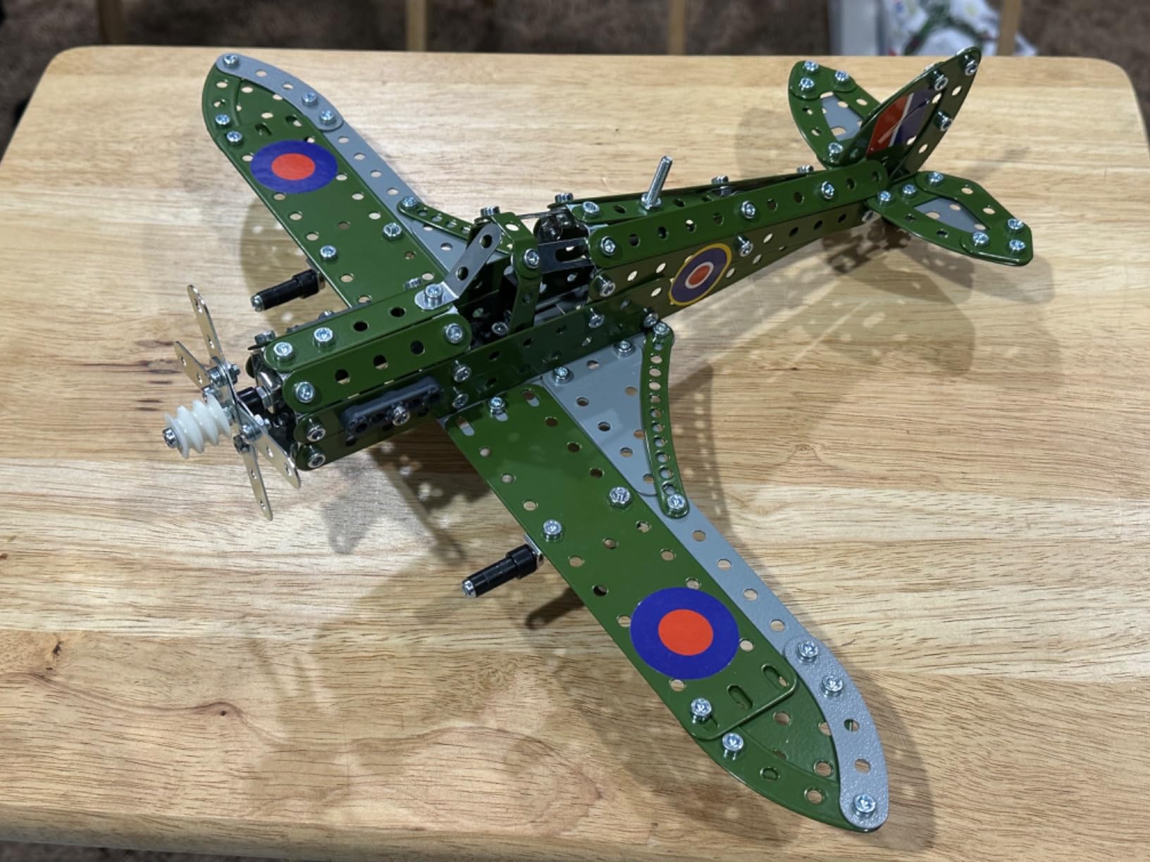 Ferthor Fun STEM Building Toys Model Airplane Kits for Boys 8-12,Airplane Model Scale 1:32 Metal Building Kit,Erector Sets Model Planes for Kids 8-12,Best Airplane Gifts for Hurricane Fighter Fans customer photo 2