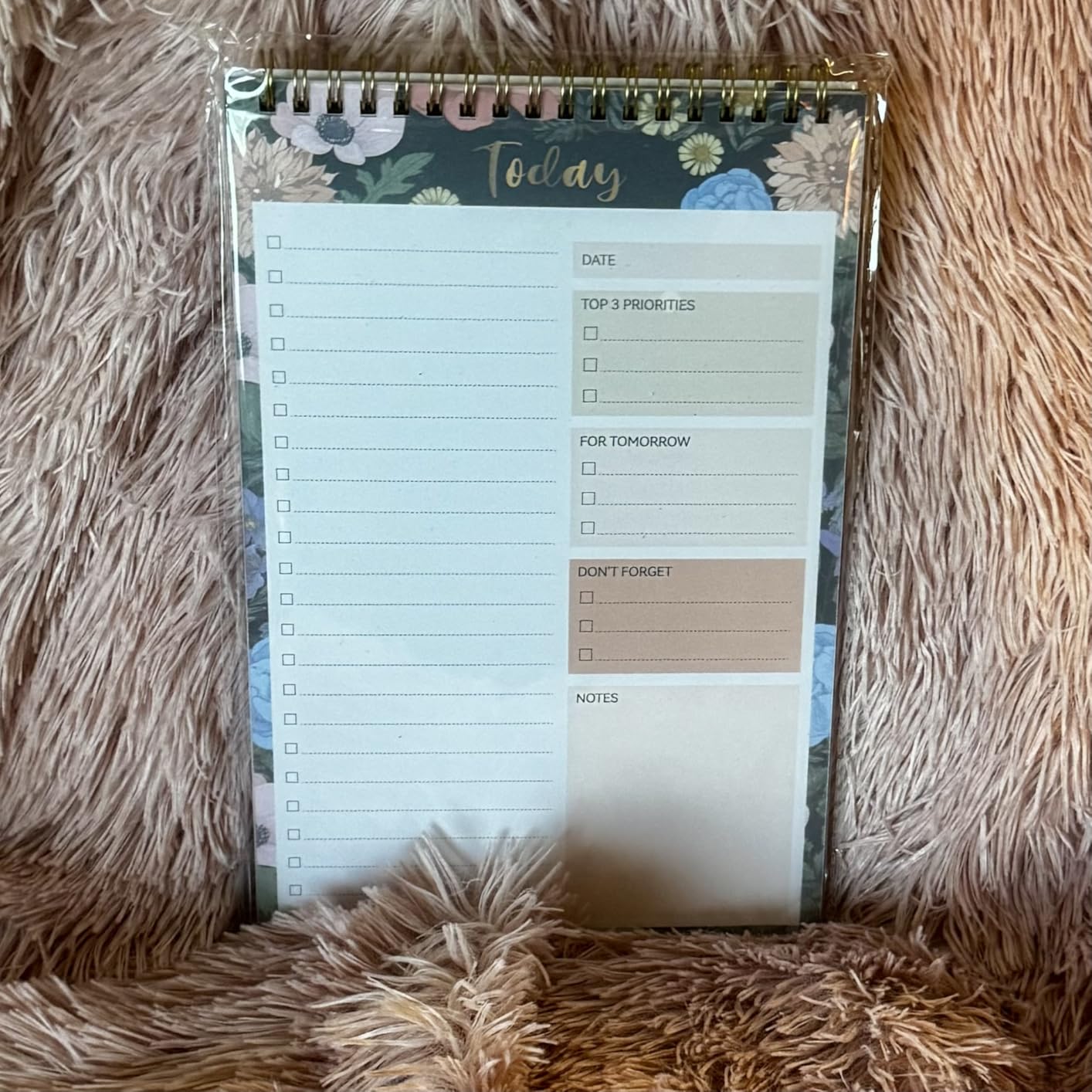 Taja To Do List Notepad, Undated Daily Planner for Work and Goal Setting customer photo 1