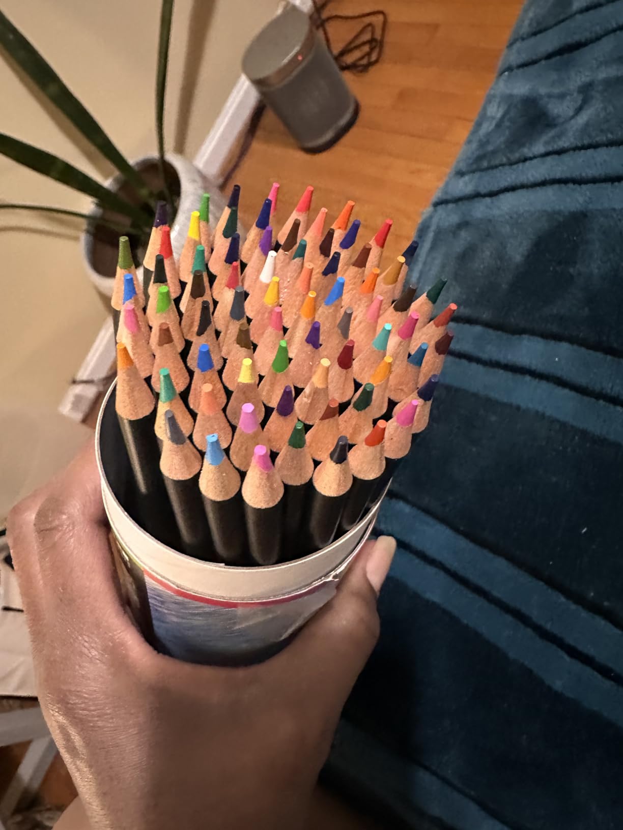 Yagol Colored Pencils for Adult Coloring Books, 72 Color Pencil Set in Tube customer photo 2