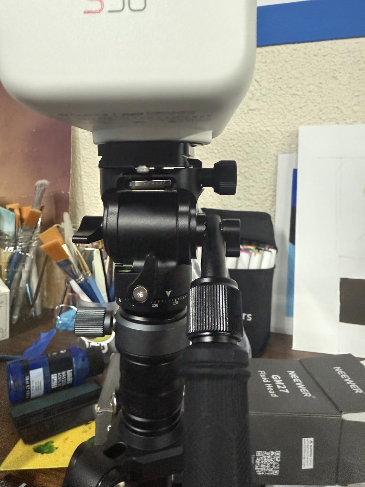NEEWER Tripod Fluid Head with +/-10° Leveling Base(37mm Dia.), Metal, GM27 customer photo 2