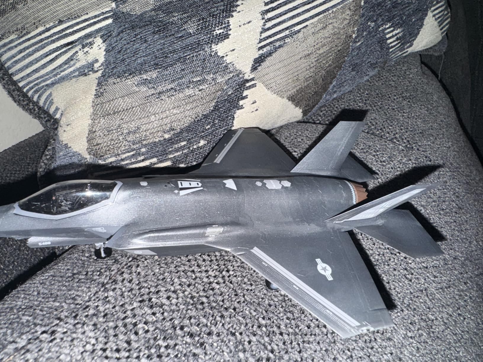 Tamiya 60792 1:72 F-35A Lightning II - Faithful Replica, Plastic Kit, Crafts, Model Kit, Assembly, Unpainted, Multi-Coloured customer photo 1