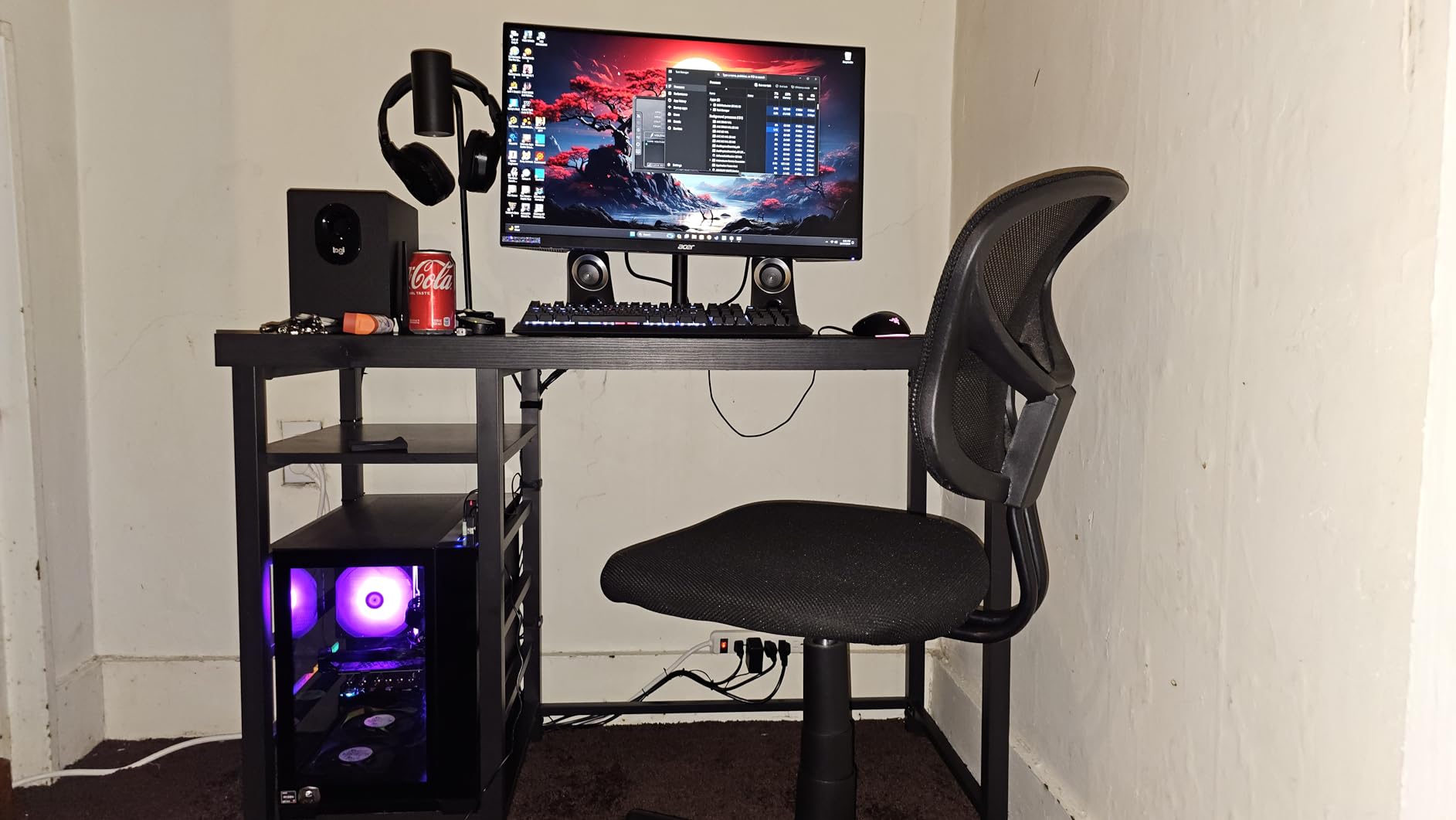Acer Nitro 27in QHD 2560x1440 IPS 180Hz Gaming Monitor XV271U M3bmiiprx | 0.5ms, AMD FreeSync, DCI-P3 95%, 2xHDMI, DisplayPort, Ergo Stand, Speaker, VESA Mountable, Bluelight Filter customer photo 2
