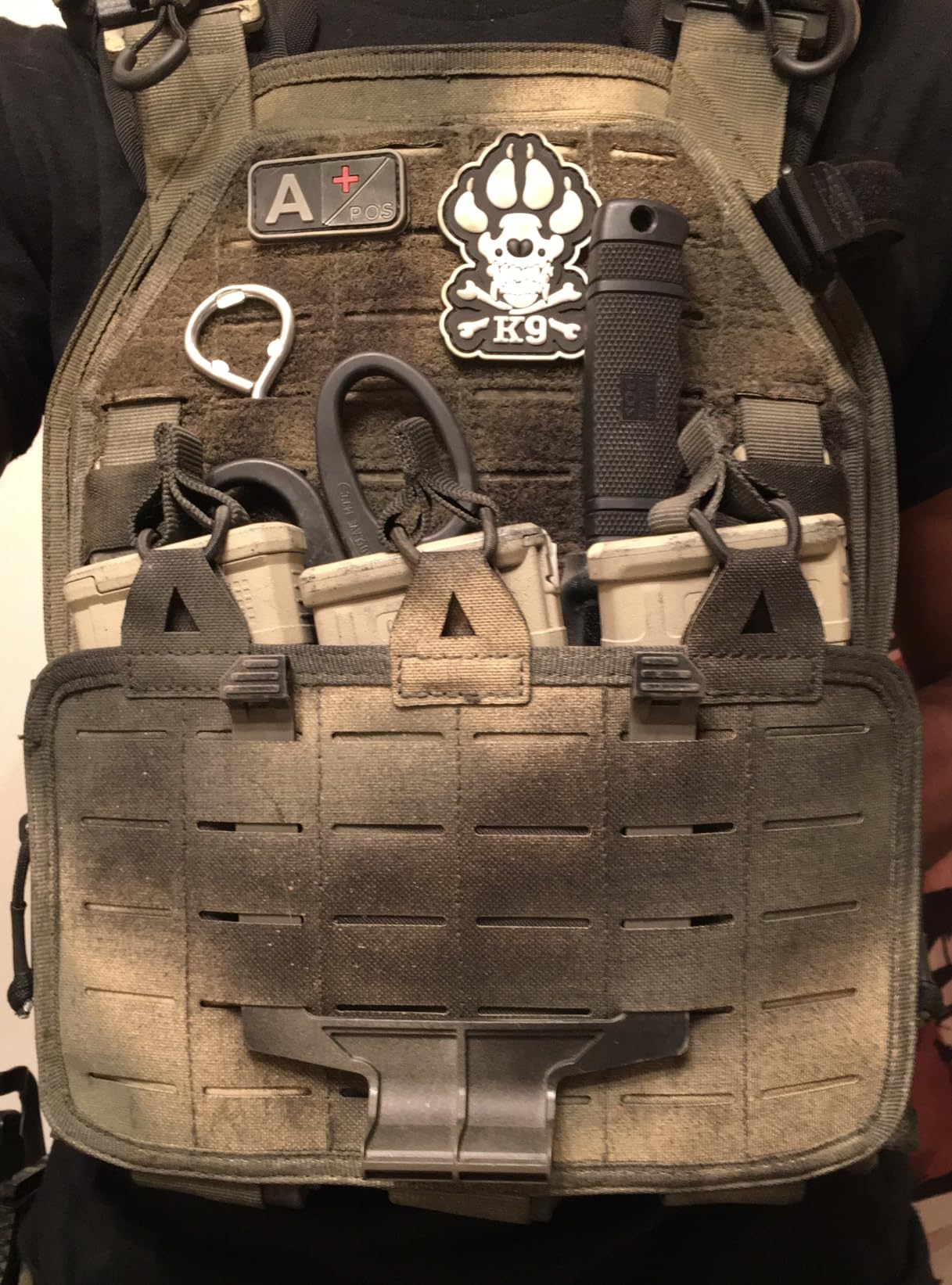 BOMTURN Tactical Vest for Men Quick Release Laser-Cutting Modular Vest for Outdoor customer photo 2