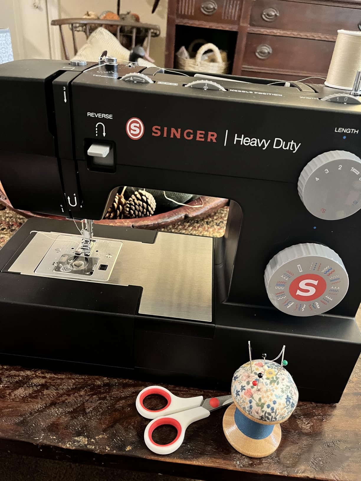SINGER 4432 High Speed Heavy Duty Sewing Machine with Accessory Kit, 32 Built-in Stitches, 50% More Power for Thick Fabrics, 1100 Stitches/Min, Metal Frame, 1-Step Buttonhole customer photo 2