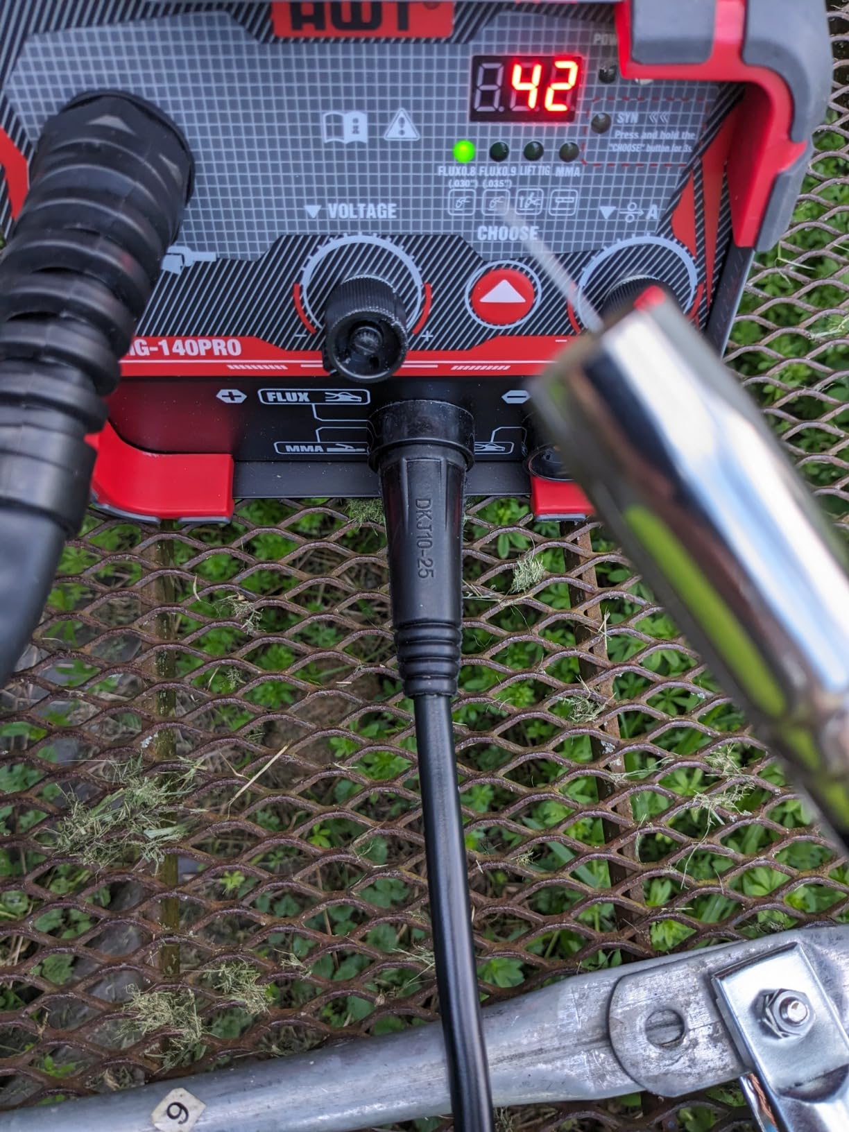 AWT 140A Flux Core MIG Welder/Stick/Lift TIG 3 in 1 Welding Machine 110V customer photo 1