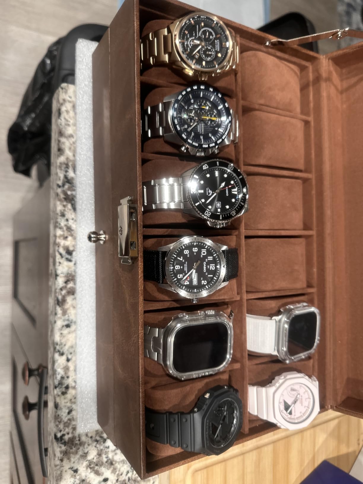 SONGMICS 12-Slot Watch Box, Lockable with Glass Lid, 2 Layers Watch Case customer photo 1