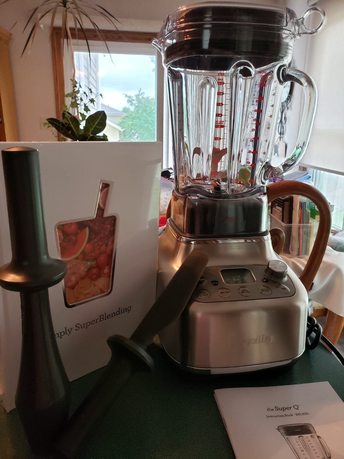 Breville BBL920BST Super Q Blender for Kitchens, Black Stainless Steel customer photo 1