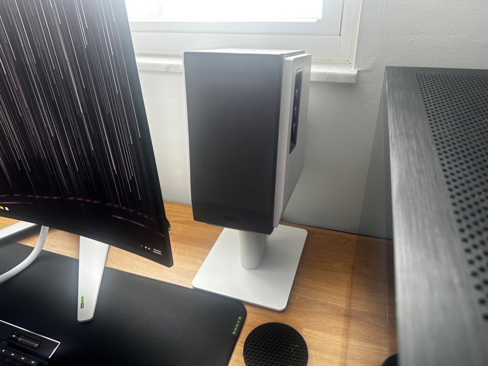 Edifier R1700BT Bluetooth Bookshelf Speaker - Active Near-Field Studio Monitors - Powered Speakers 2.0 Setup Wooden Enclosure - 66w RMS White customer photo 1