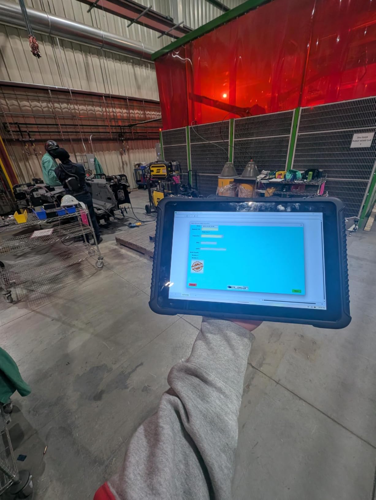 MUNBYN Rugged Tablet IRT08, 10.1 inch Windows Tablet, Windows 11 Pro, 8GB+128GB, Intel N5100,Sunlight Readable, 4G LTE GPS Heavy Duty Industrial Outdoor Work PC, BT5.1 Wi-Fi, 2Y Protection customer photo 2