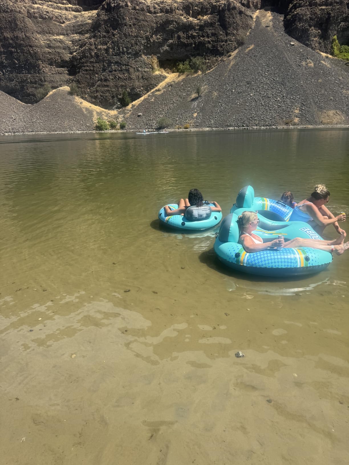 ETENWOLF AIR 3 Air Pump for Inflatables with 2600mAh Battery& Camping Light customer photo 2
