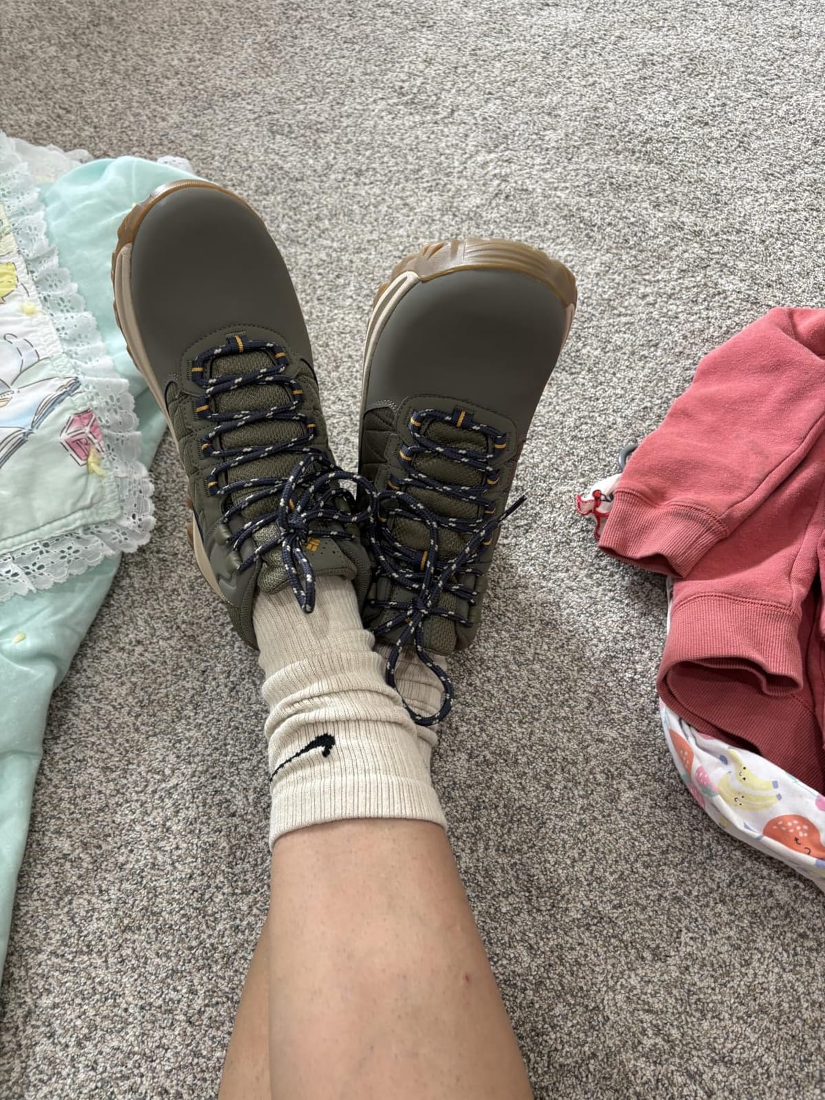 Columbia Women's Transverse Suede customer photo 2