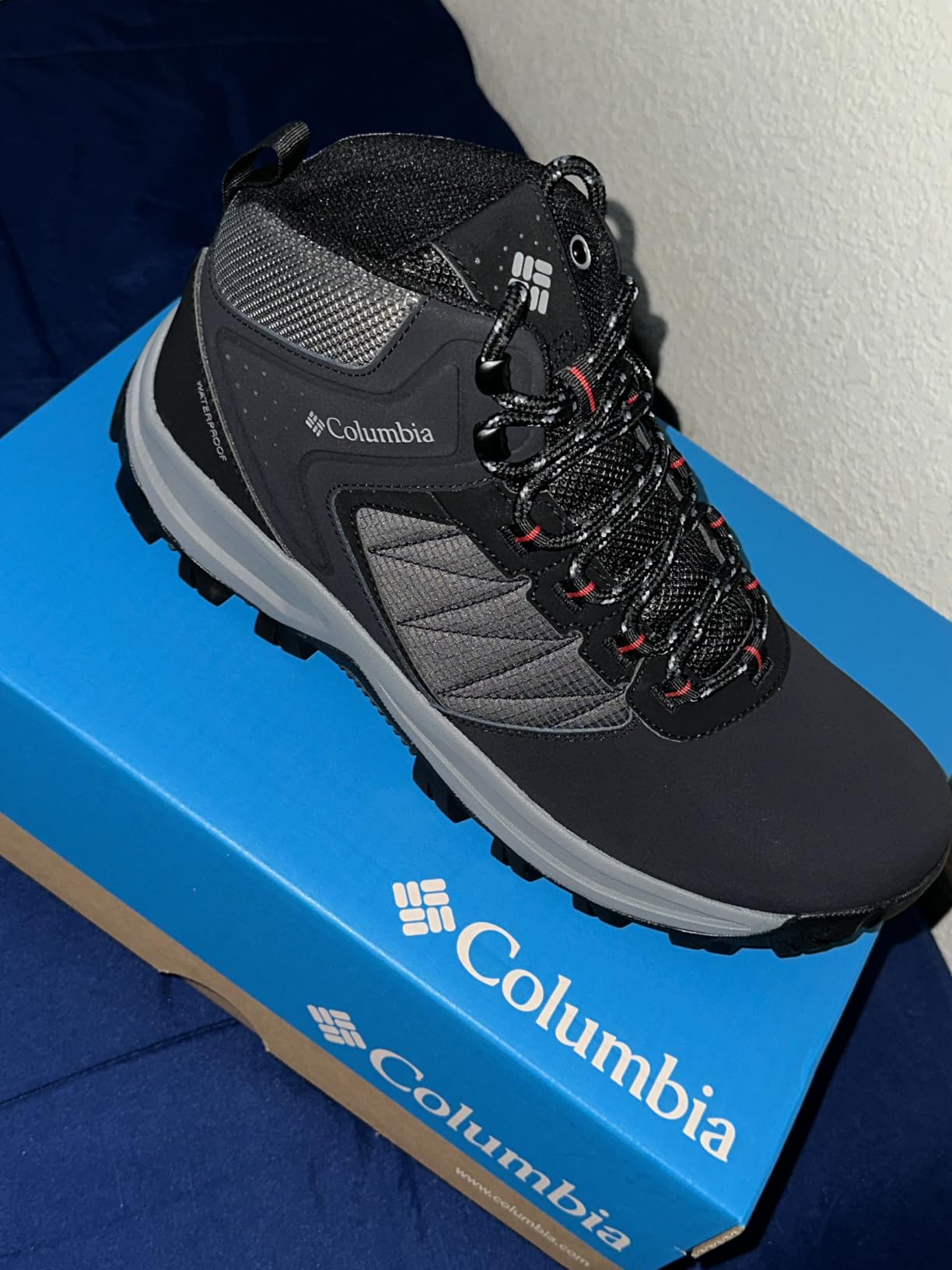 Columbia Men's Transverse Hike Waterproof customer photo 1
