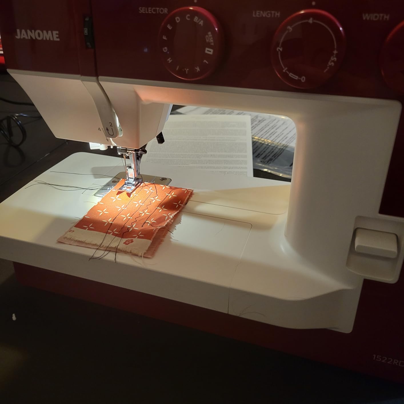 Janome 1522DG Mechanical Sewing Machine, 22 Built-in Stitches, Heavy Duty Metal Frame, Built-in Needle Threader customer photo 2
