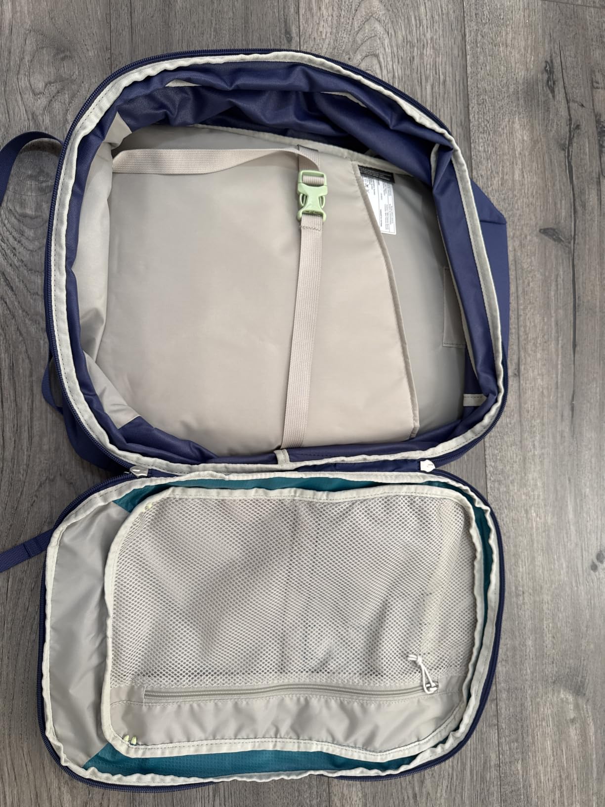 Osprey Daylite Expandable 26+6 Travel Pack, Yellow OS customer photo 1