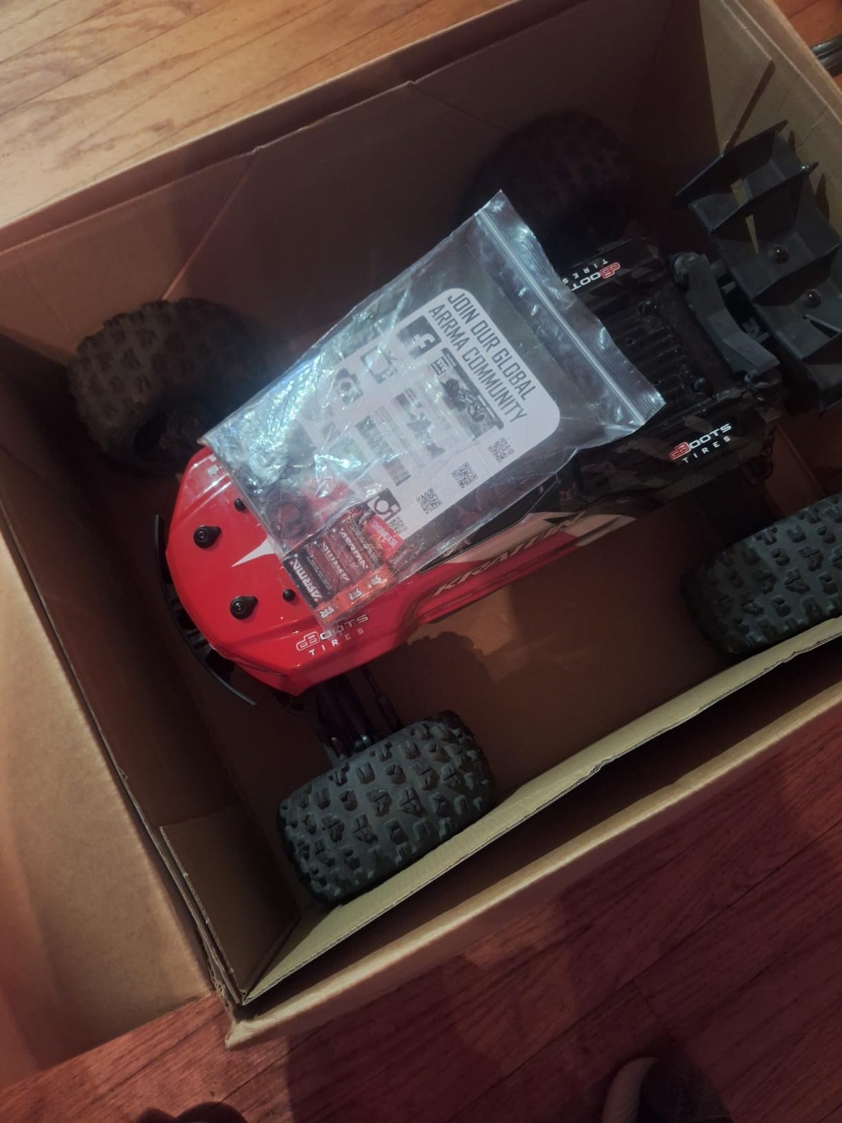 ARRMA RC Truck KRATON 4X4 4S BLX 1/10TH 4WD Speed Monster Truck RTR (Battery and Charger Not Included), Red, ARA4408V2T3 customer photo 2