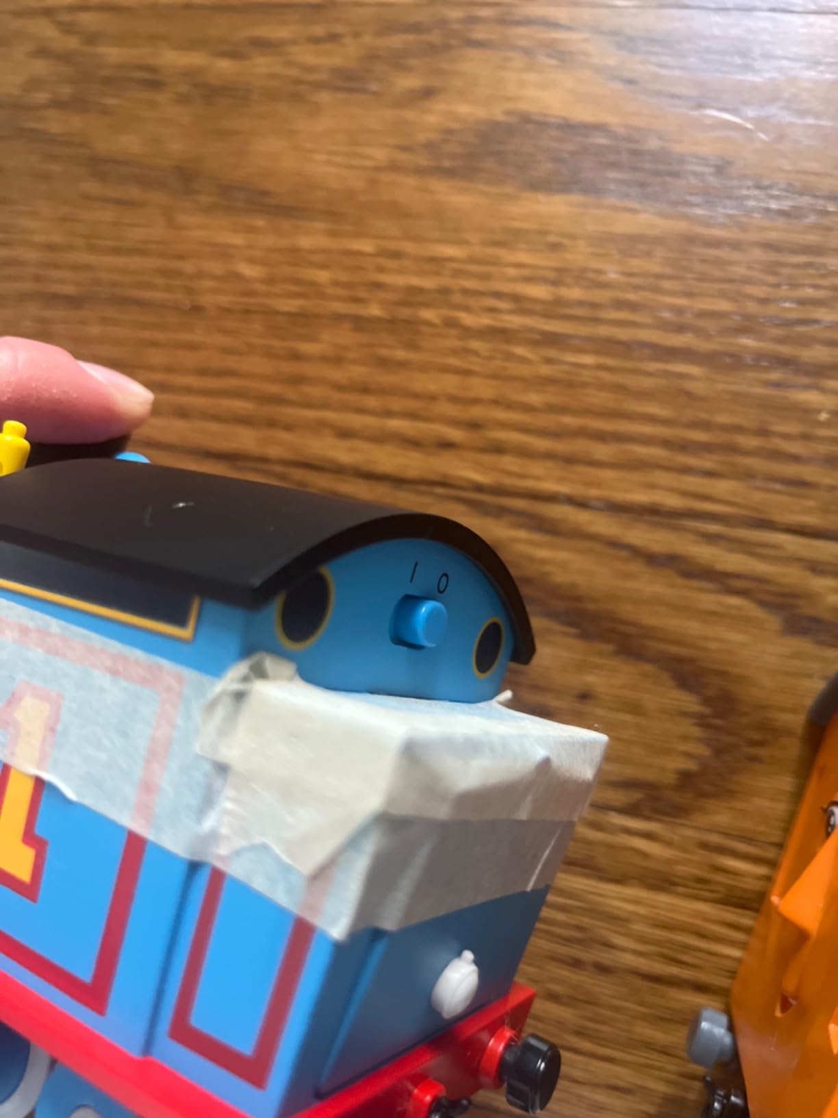 Lionel Mattel Thomas & Friends Battery O Gauge Toy Train Set for Kids 4+ customer photo 1