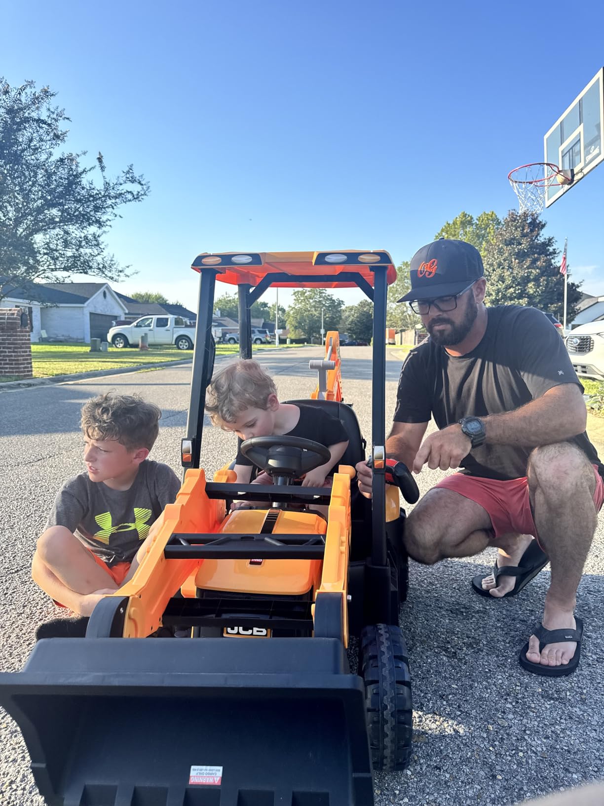 ENYOPRO 12V Ride on Excavator Toy, Licensed JCB 3CX Electric Backhoe Loader Car for Kids, Ride on Digger, Bulldozer & Construction Vehicles w/Remote Control, Moving Parts, Adjustable Seat, Soft Start customer photo 2