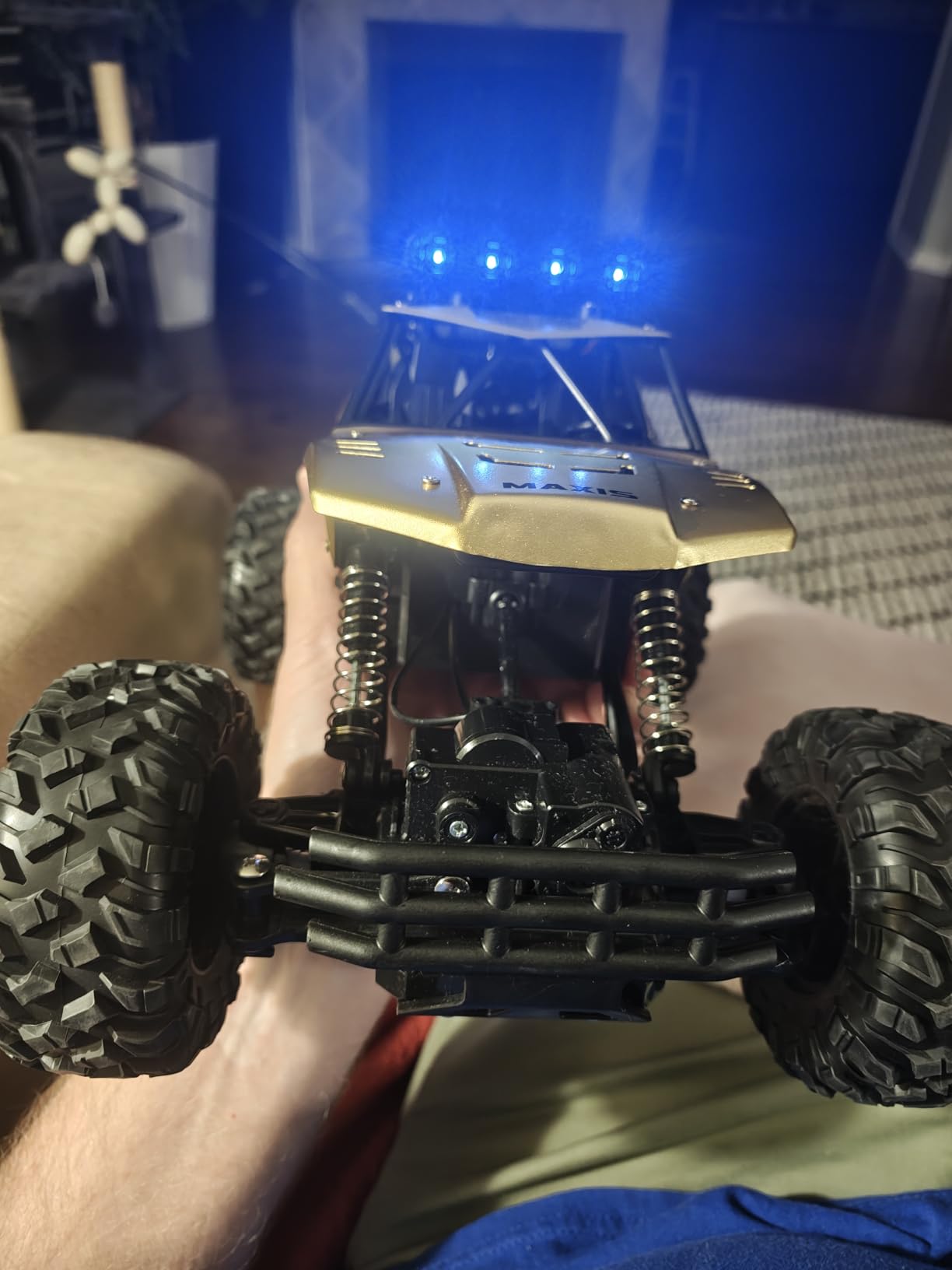 Jiakora RC Cars Remote Control Car 1:12 Off Road Truck, Metal Shell LED Headlights Offroad Monster RC Truck, 4x4 All Terrain Hobby RC Cars Toys for Boys Kids Adults Gifts 8-12 customer photo 1