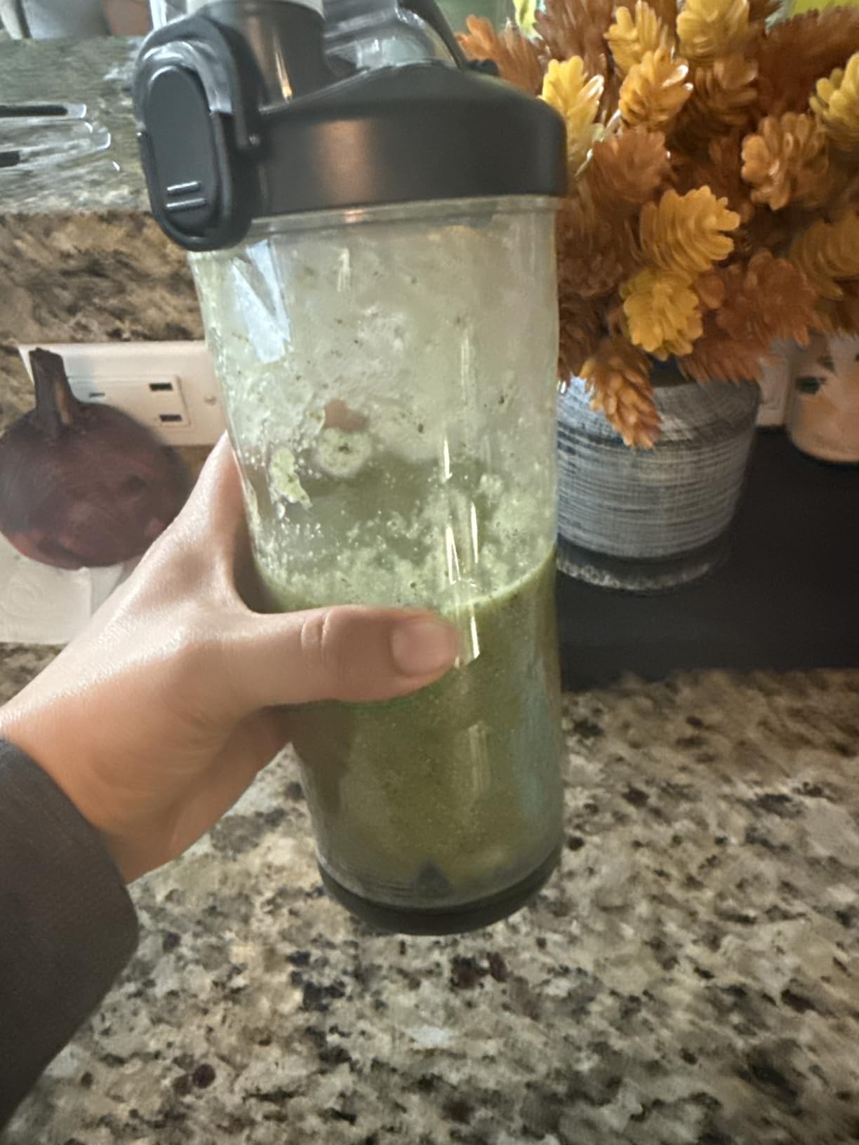 Portable Blender Personal Juicer for Shakes Smoothies with Insulated Sleeve customer photo 1