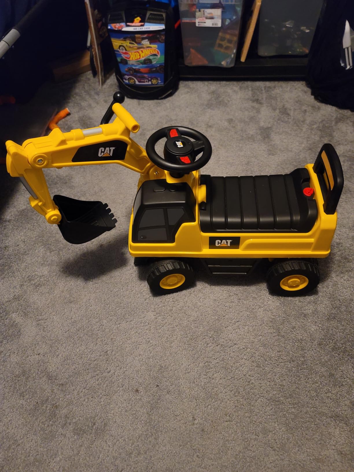 Best Ride On Cars CAT Excavator Push Car – Licensed Caterpillar Ride-On Digger Toy for Kids with Rotating Bucket & Under-Seat Storage – Construction Vehicle for Toddlers customer photo 2
