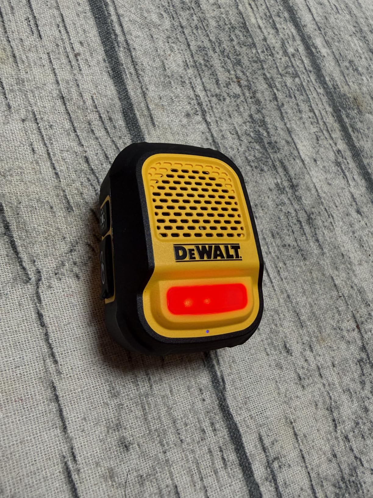 DEWALT Mini Wearable Bluetooth Speaker, Clip-On Jobsite Pro (Yellow) customer photo 1