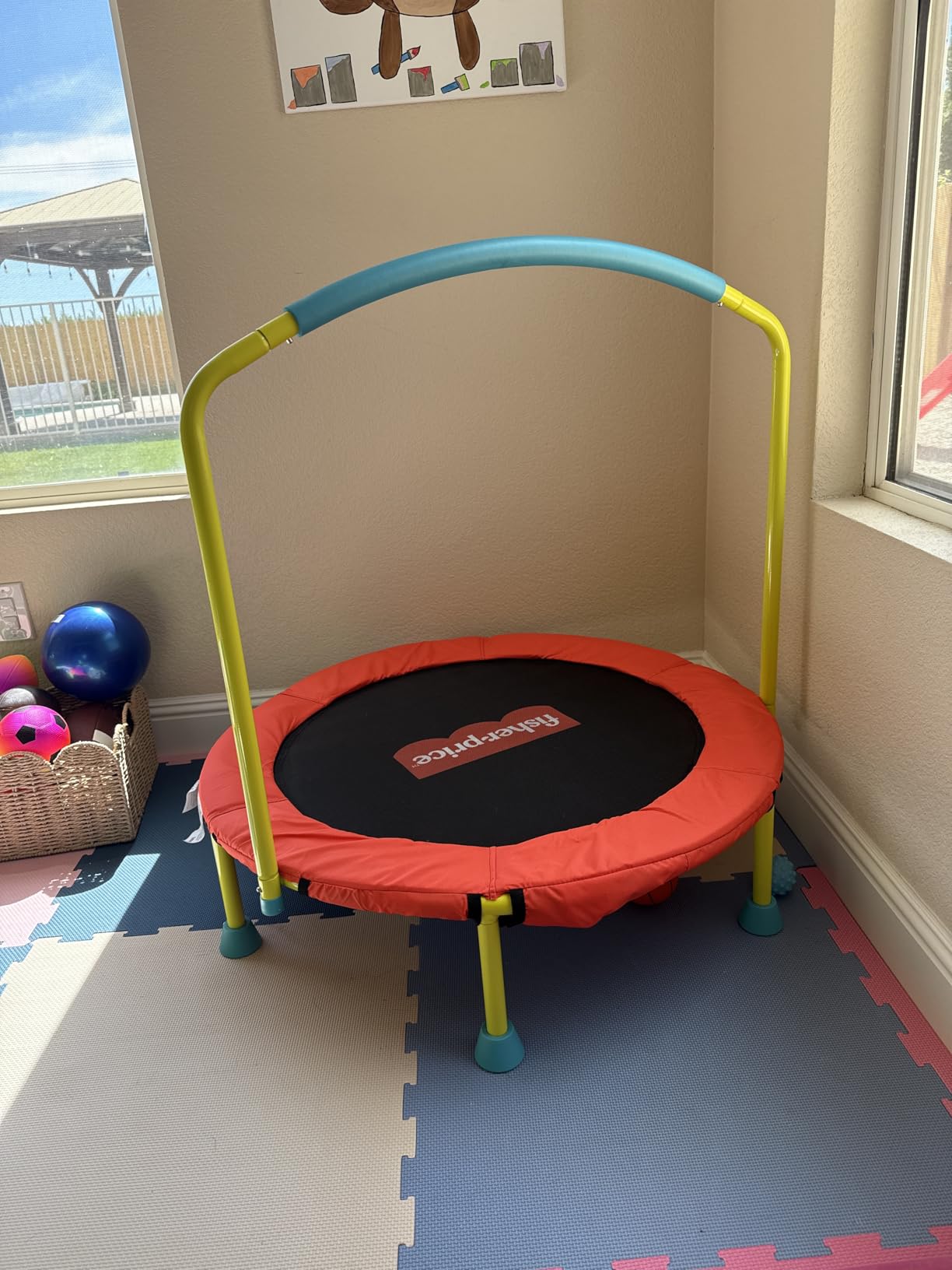 Fisher-Price 3-Foot Mini Trampoline, WonderJump 36-Inch Round Indoor Toddler Kids Trampoline with Stabilizing Handlebar customer photo 1