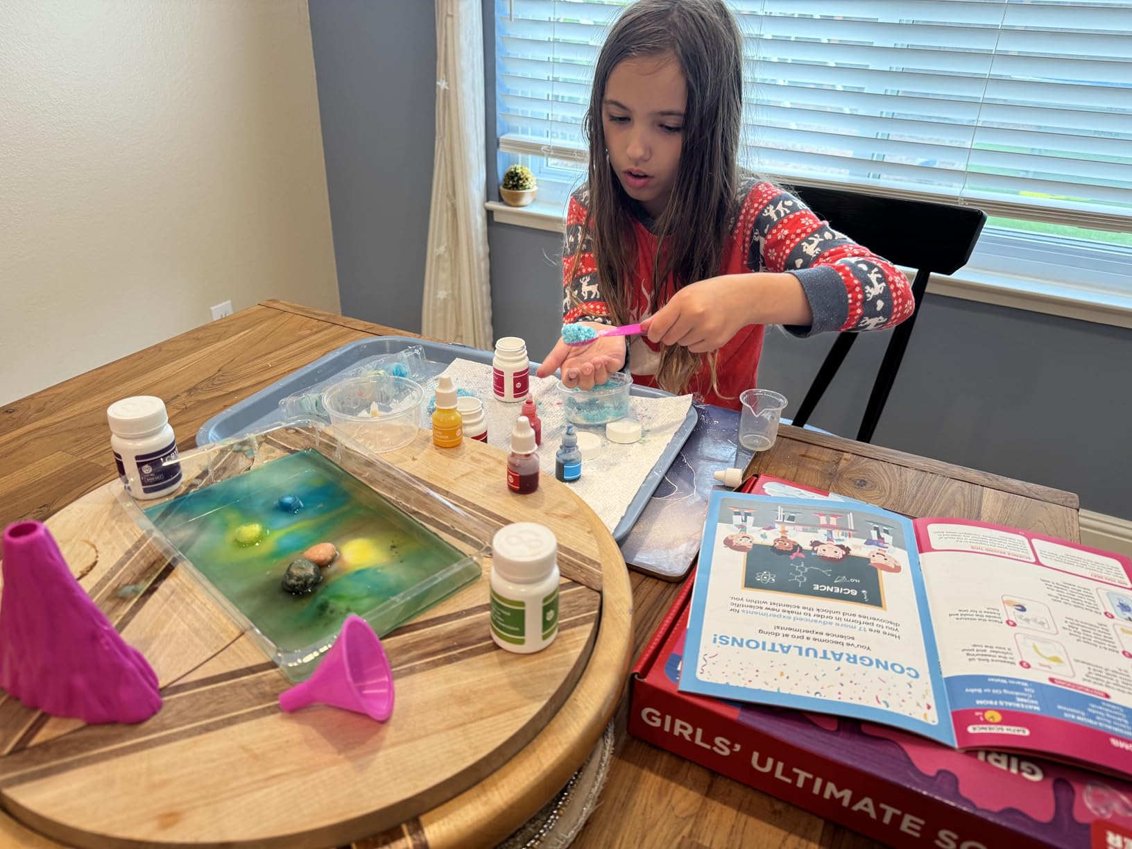 Doctor Jupiter Girls' Ultimate Science Experiments Kit for Kids Ages 8+ customer photo 1
