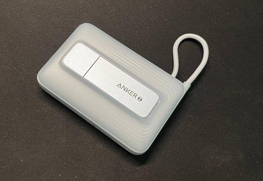 Anker Zolo Magnetic Power Bank, 10,000mAh Wireless Portable Charger customer photo 2