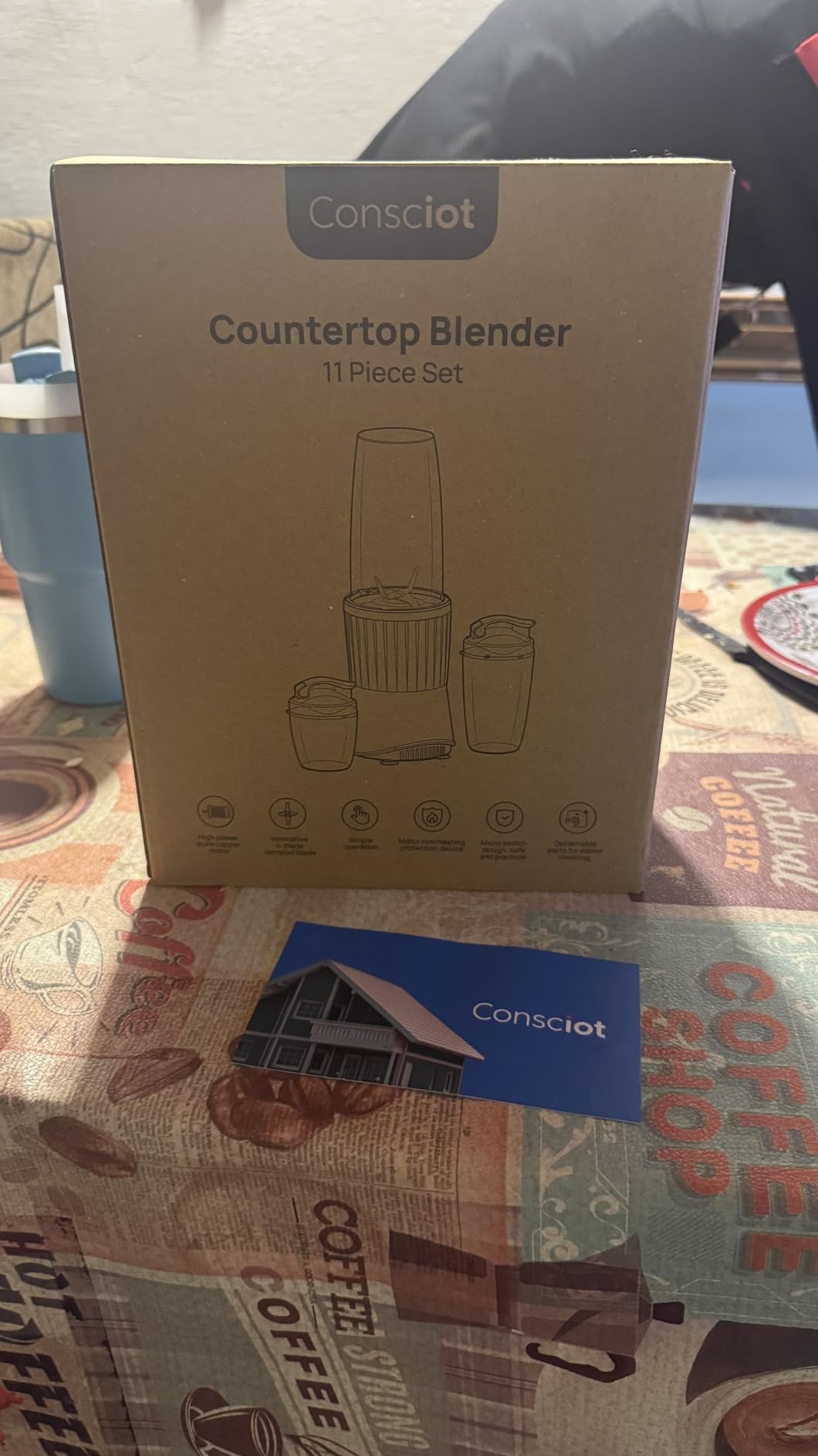 Consciot 11-Piece Blender for Kitchen and Personal Size, 900 Peak Watts | Blend Shakes & Smoothies, Frozen Drinks, Baby Food, Spreads & More, 3 Portable BPA-Free To-Go Cups, 2 Spout-Lids & 1 Flat-Lid customer photo 1
