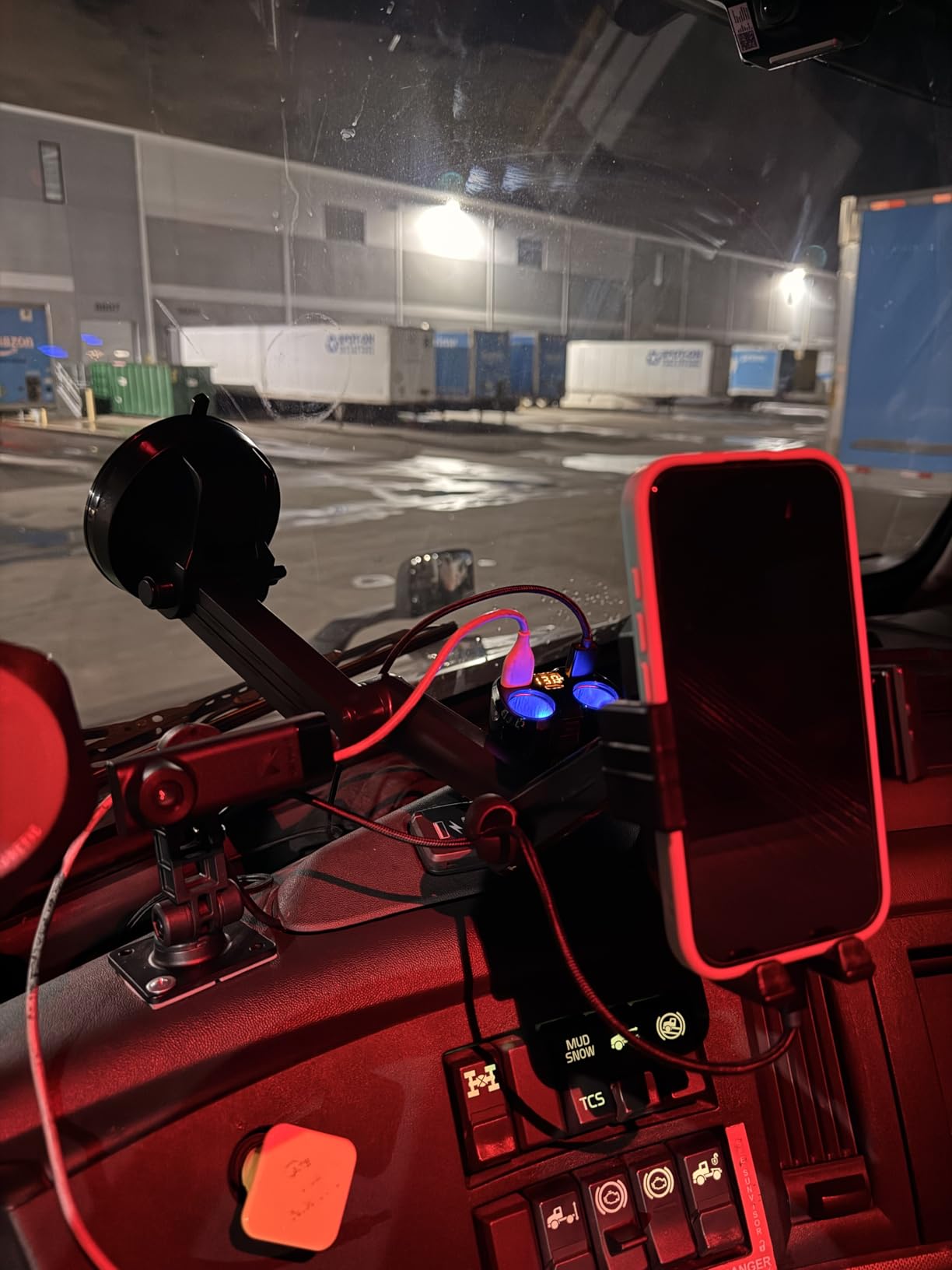 Truckules Truck Phone Mount + Dash Pad, 16.9