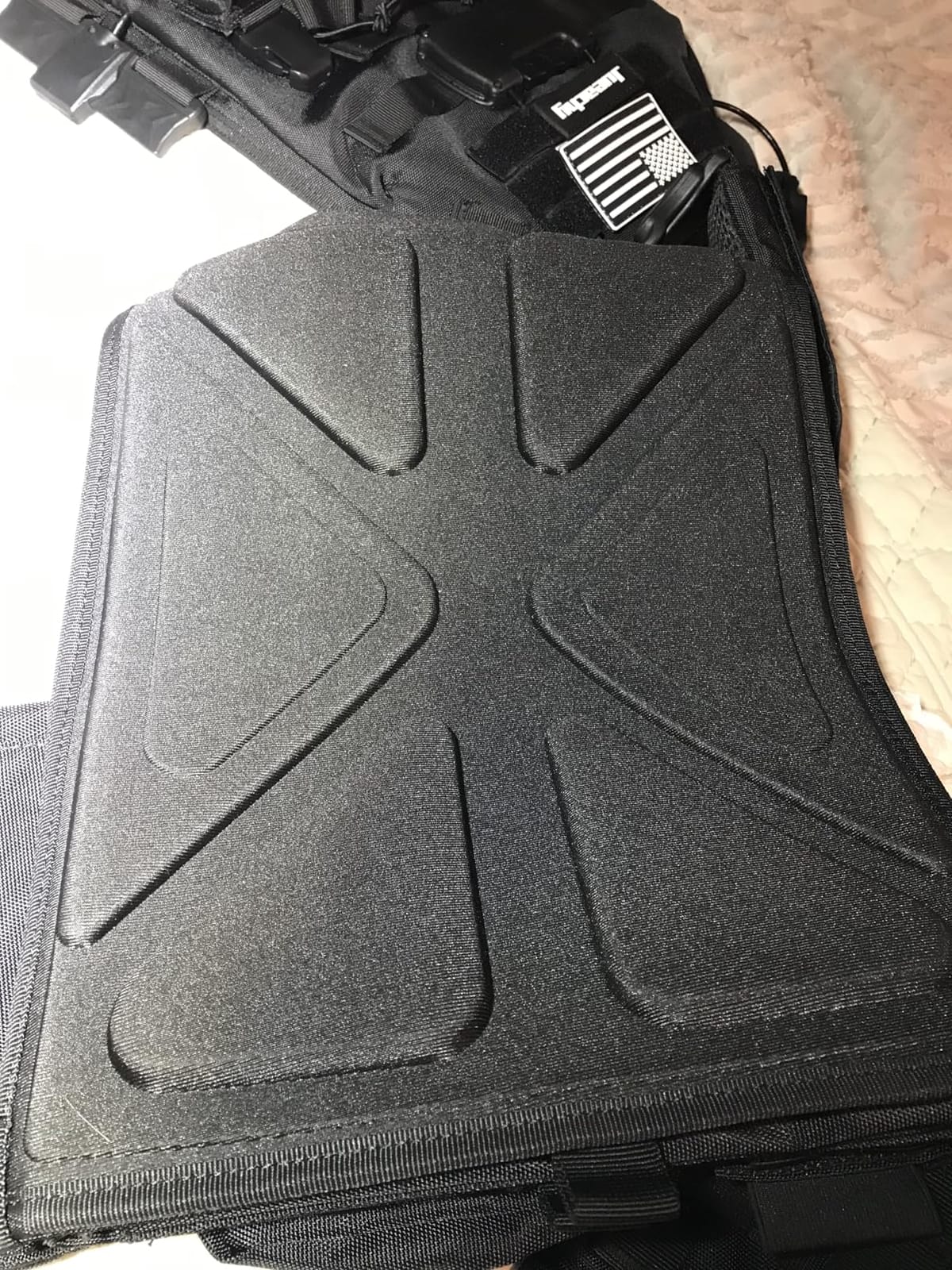 Jueachy Magnetic Tactical Vest for Men: Plate Carrier Vest Quick Release One-Button Disassembly Lightweight Vest customer photo 2