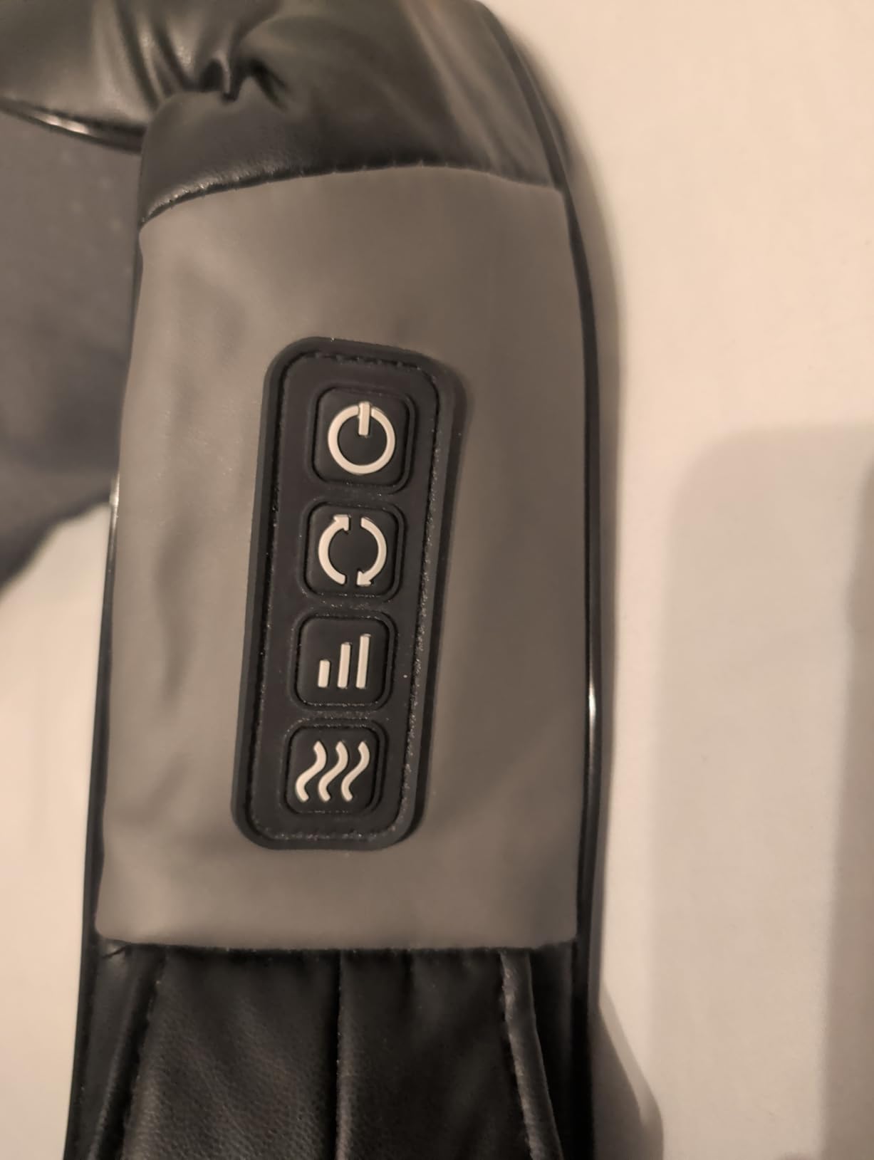 Nekteck Shiatsu Neck Massager with Heat for Pain Relief, Gray, NOT Cordless customer photo 2