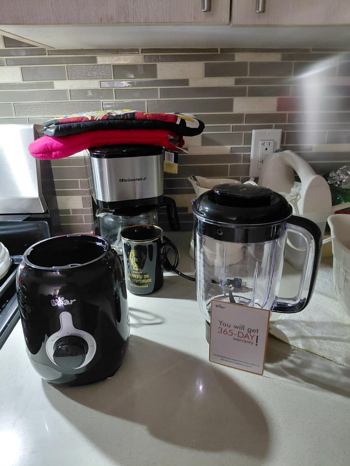 Bear Blender, 2025 New 700W Smoothie Countertop Blender with 40oz Cup for Shakes and Smoothies, 3-Speed for Crushing Ice, Puree and Frozen Fruit with Autonomous Clean customer photo 1