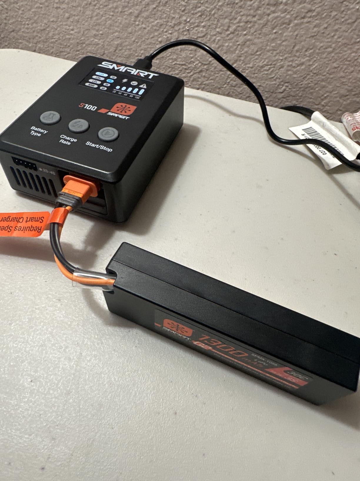 Spektrum Accessories Smart Powerstage Bundle: 1300mAh 3S 30C LiPo Battery (IC2) / S100 Charger / 65W Power Block/Adapter, SPMXPSS315 customer photo 1